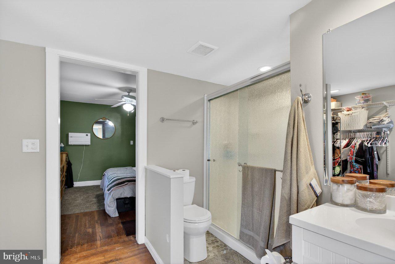 EUGENE PARK - Residential