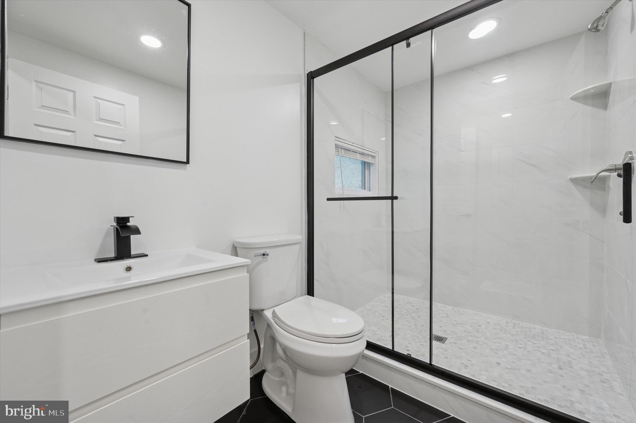 POINT BREEZE - Residential Income