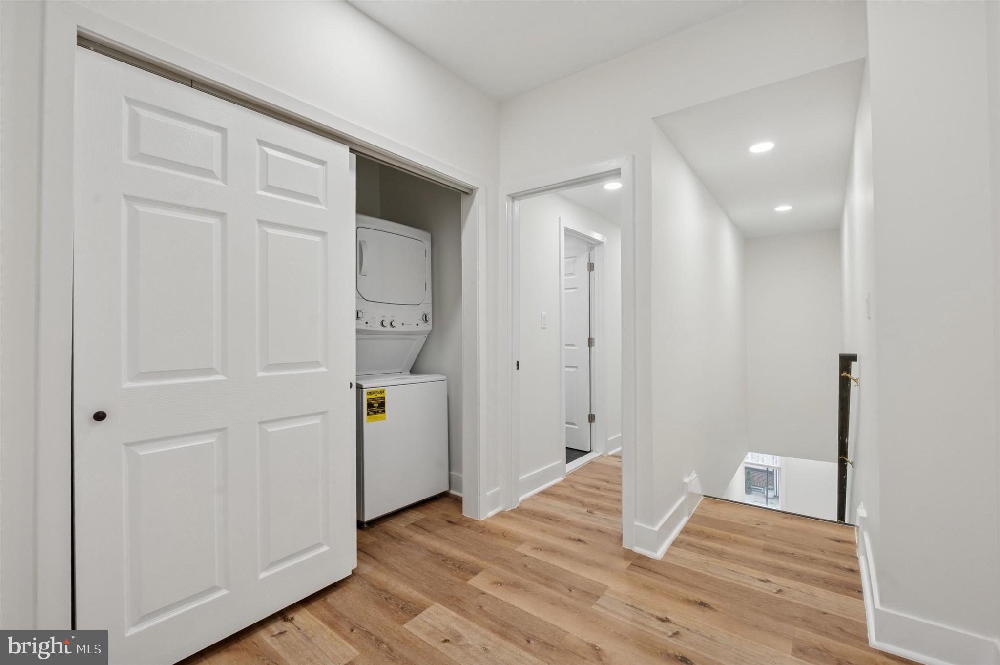 POINT BREEZE - Residential Income