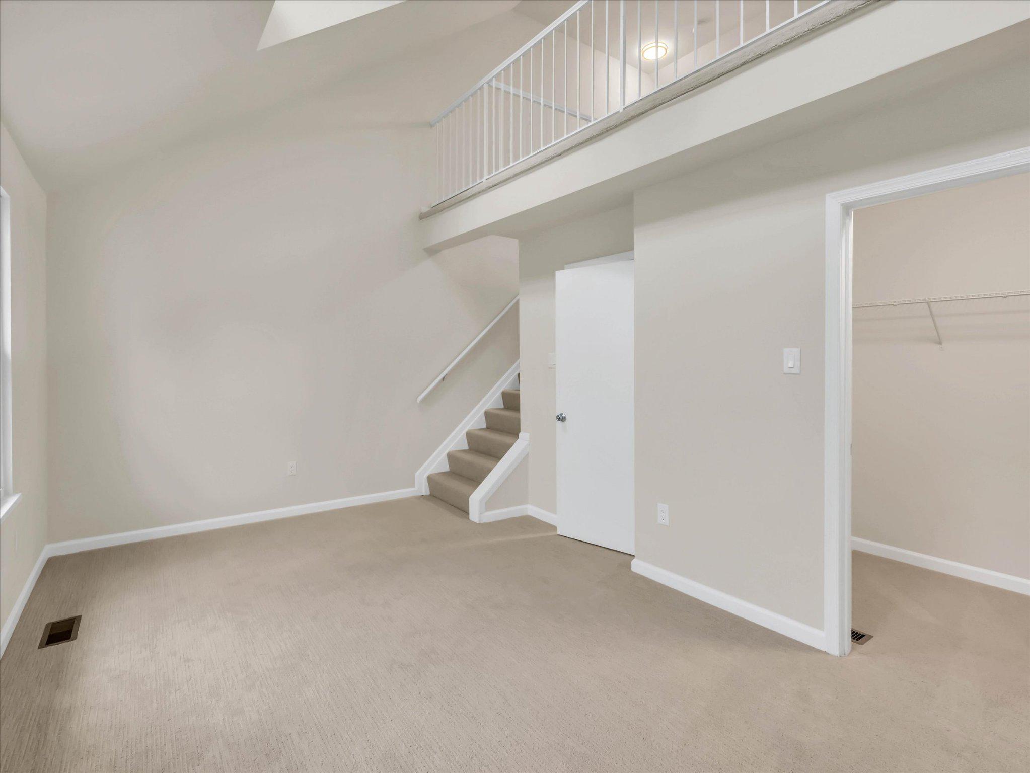 WINDSOR  MILL - Residential