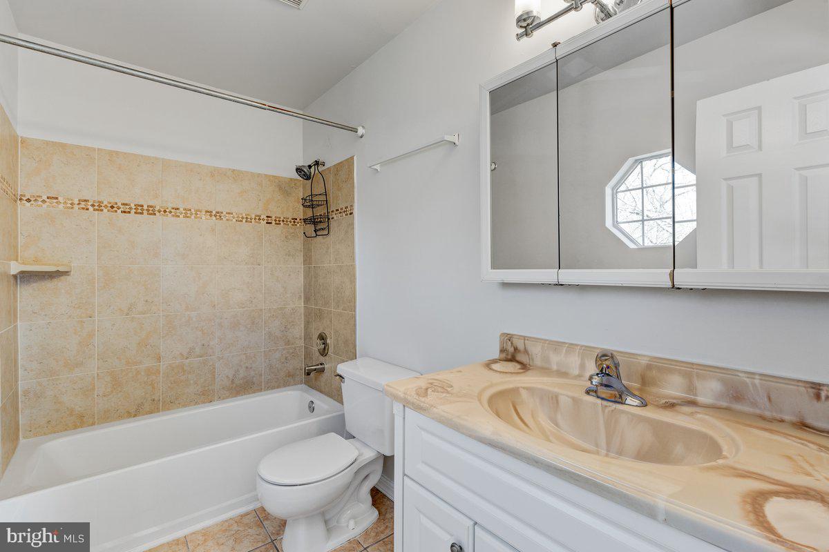 DALE CITY ADDITION - Residential Lease