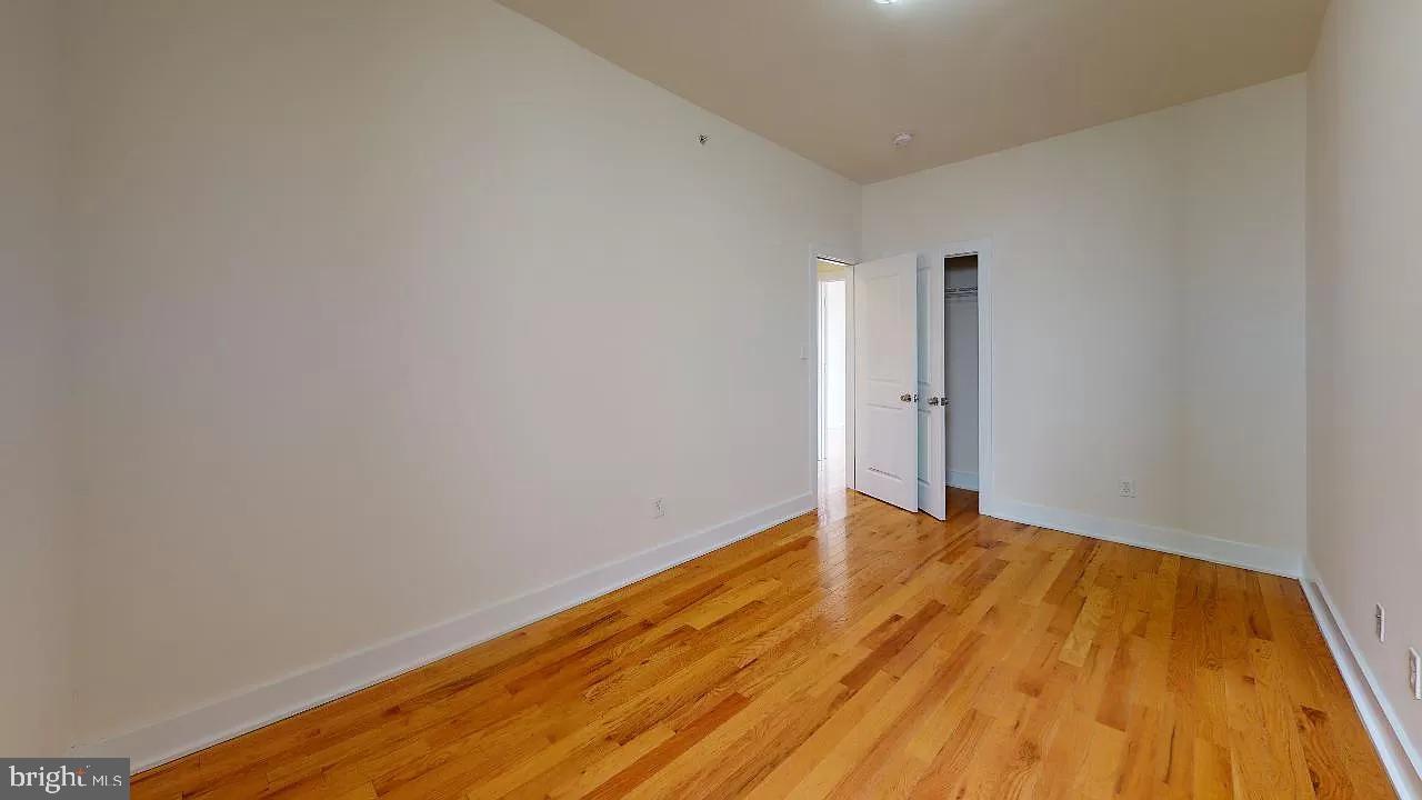 TEMPLE UNIVERSITY - Residential Lease