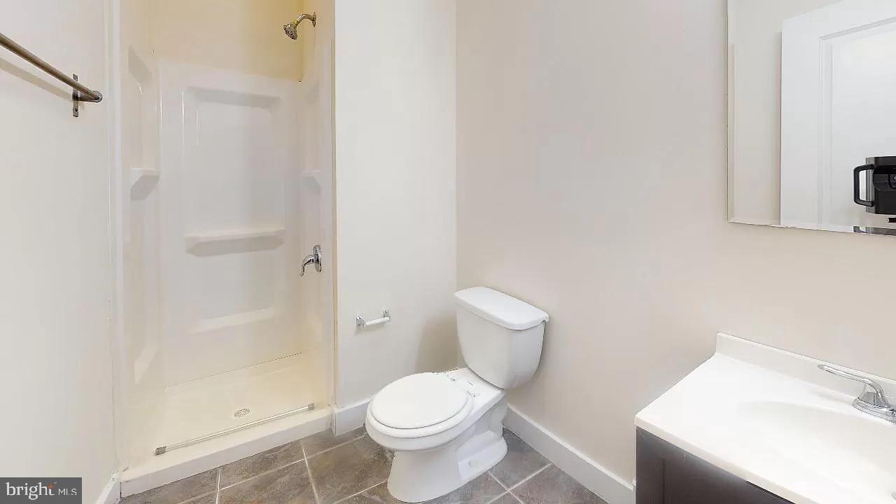 TEMPLE UNIVERSITY - Residential Lease