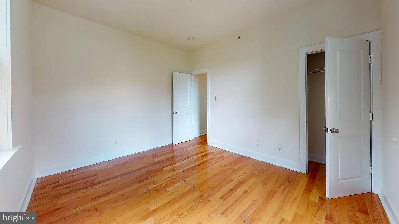 TEMPLE UNIVERSITY - Residential Lease