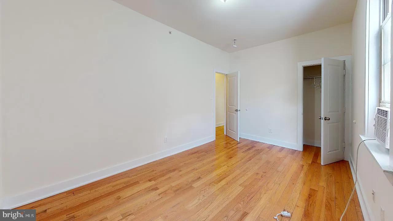 TEMPLE UNIVERSITY - Residential Lease