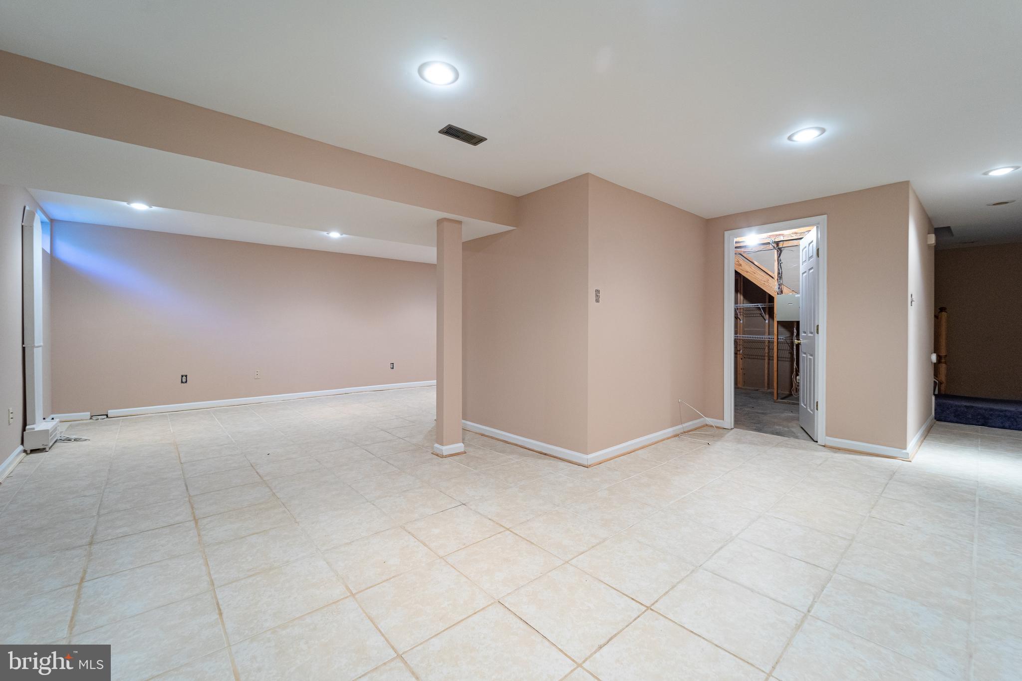 SEVERN CROSSING - Residential