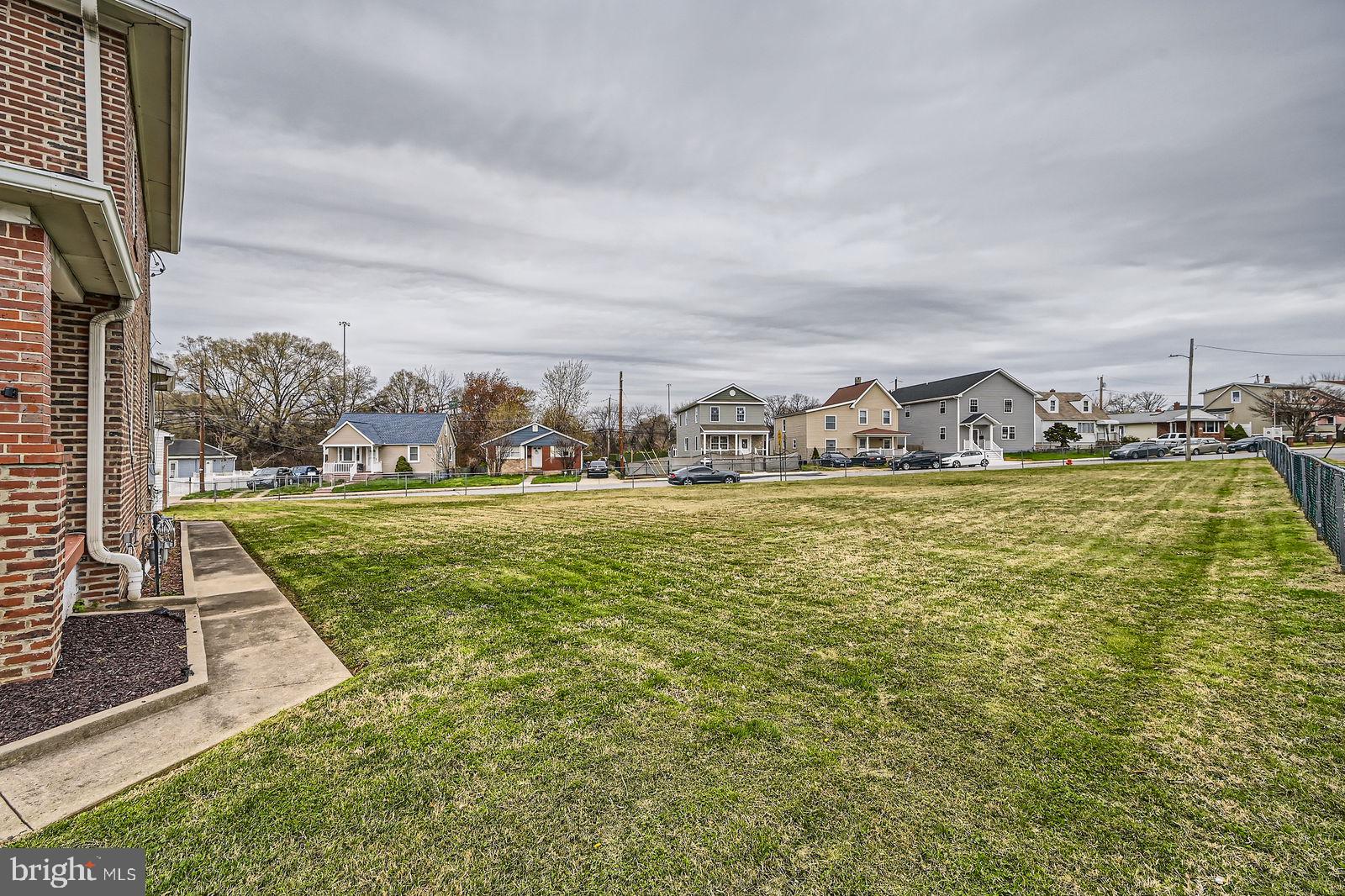 GRACELAND PARK - Residential