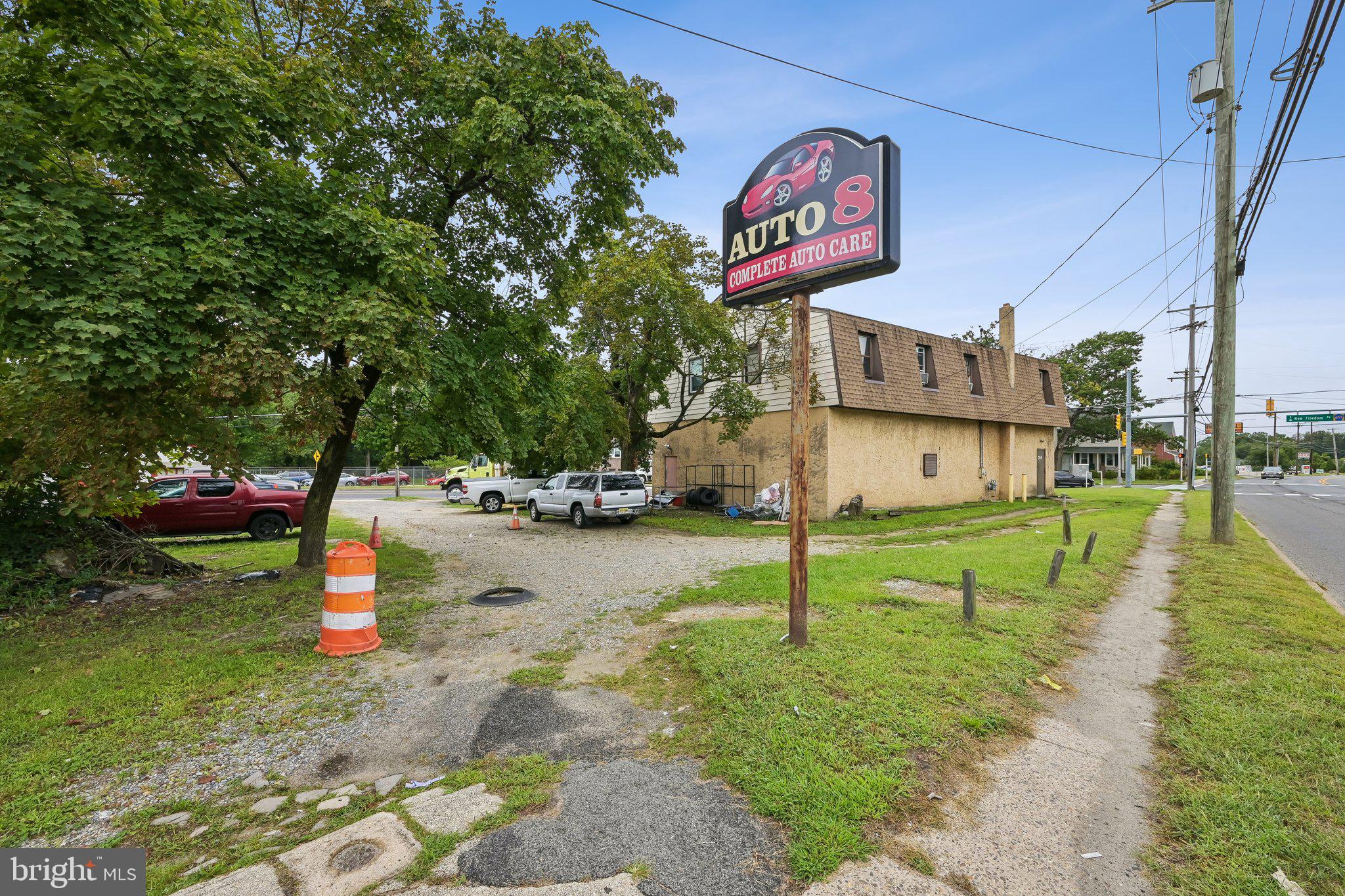 304 and 306 WHITE HORSE PIKE
