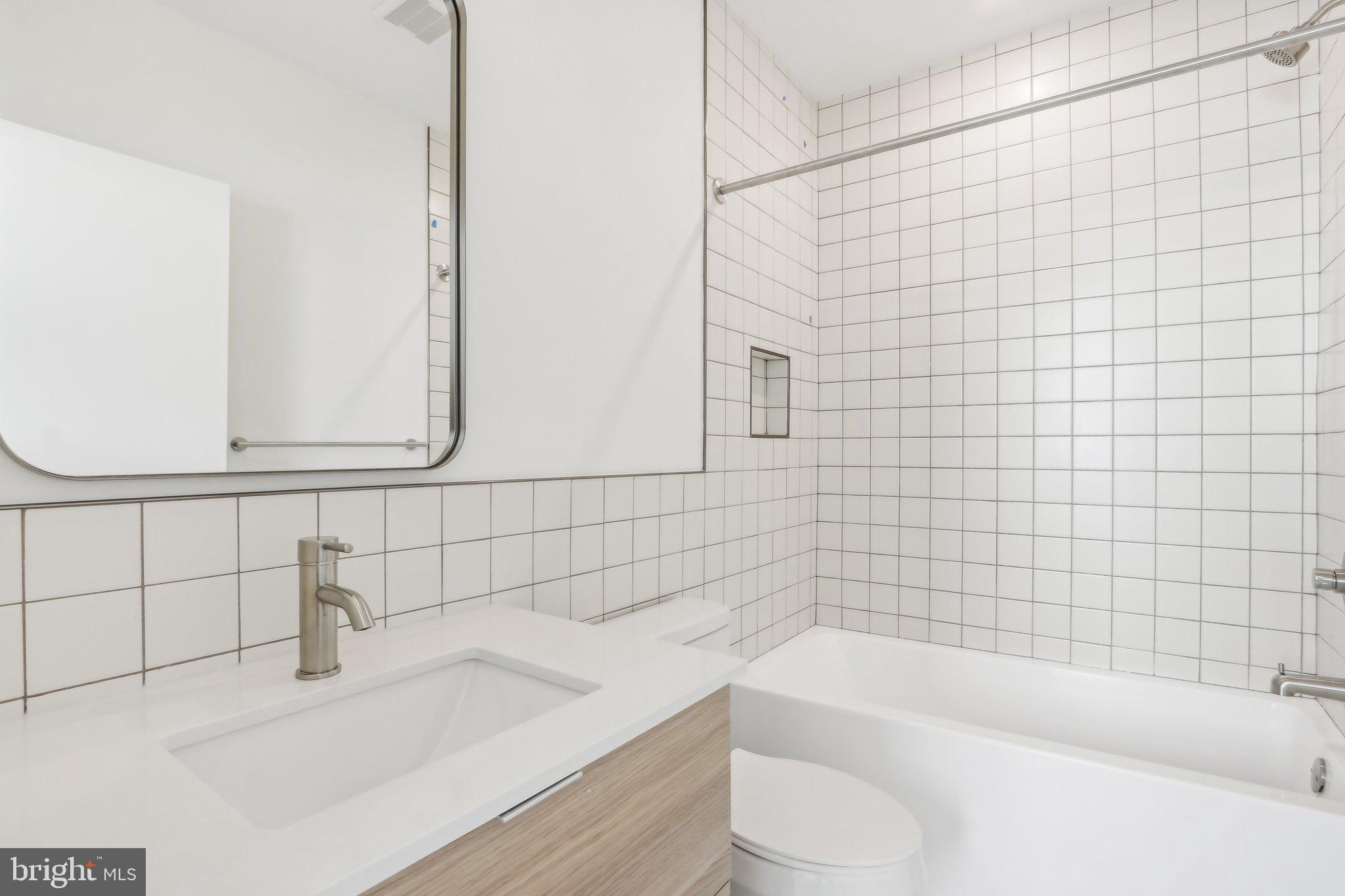 FISHTOWN - Residential Lease