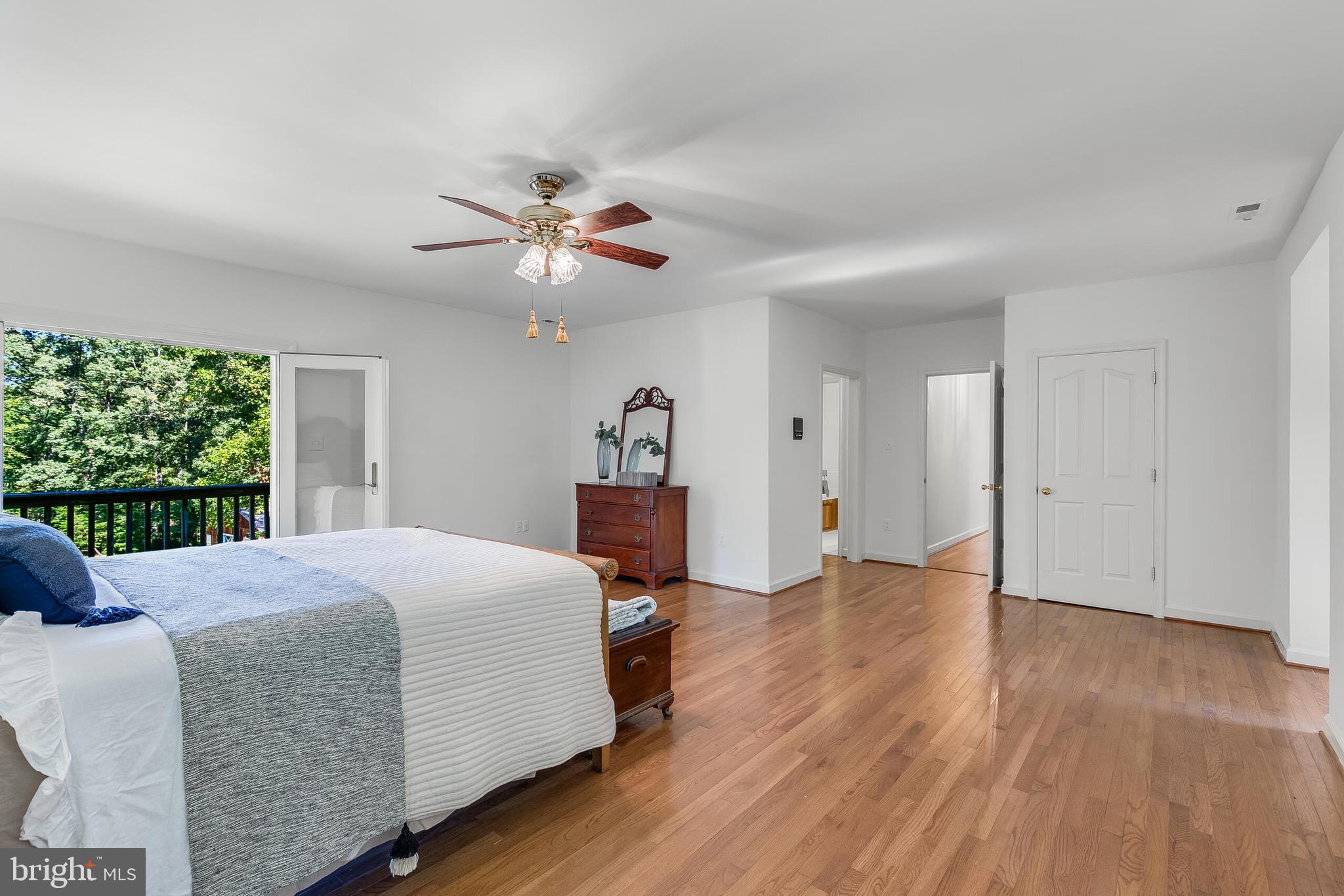 HAMPTON HILLS - Residential