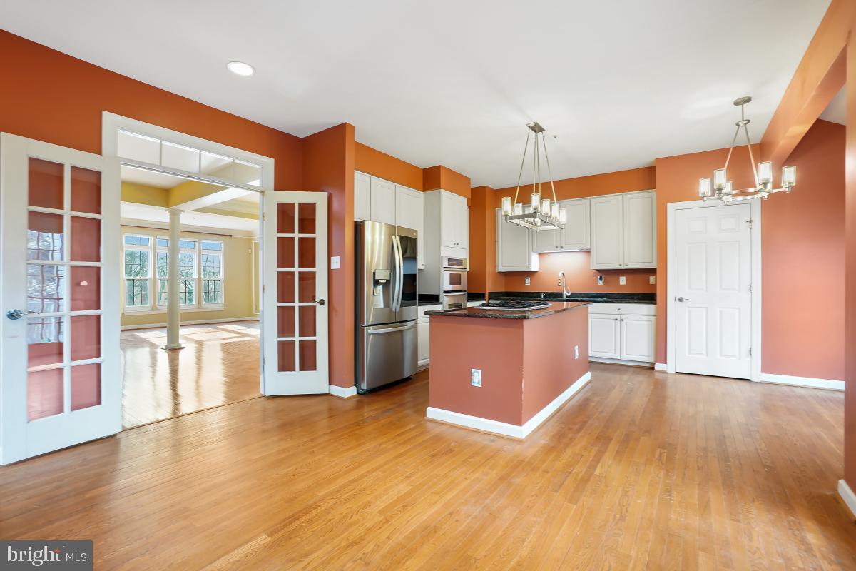 WILLOWS OF POTOMAC - Residential Lease