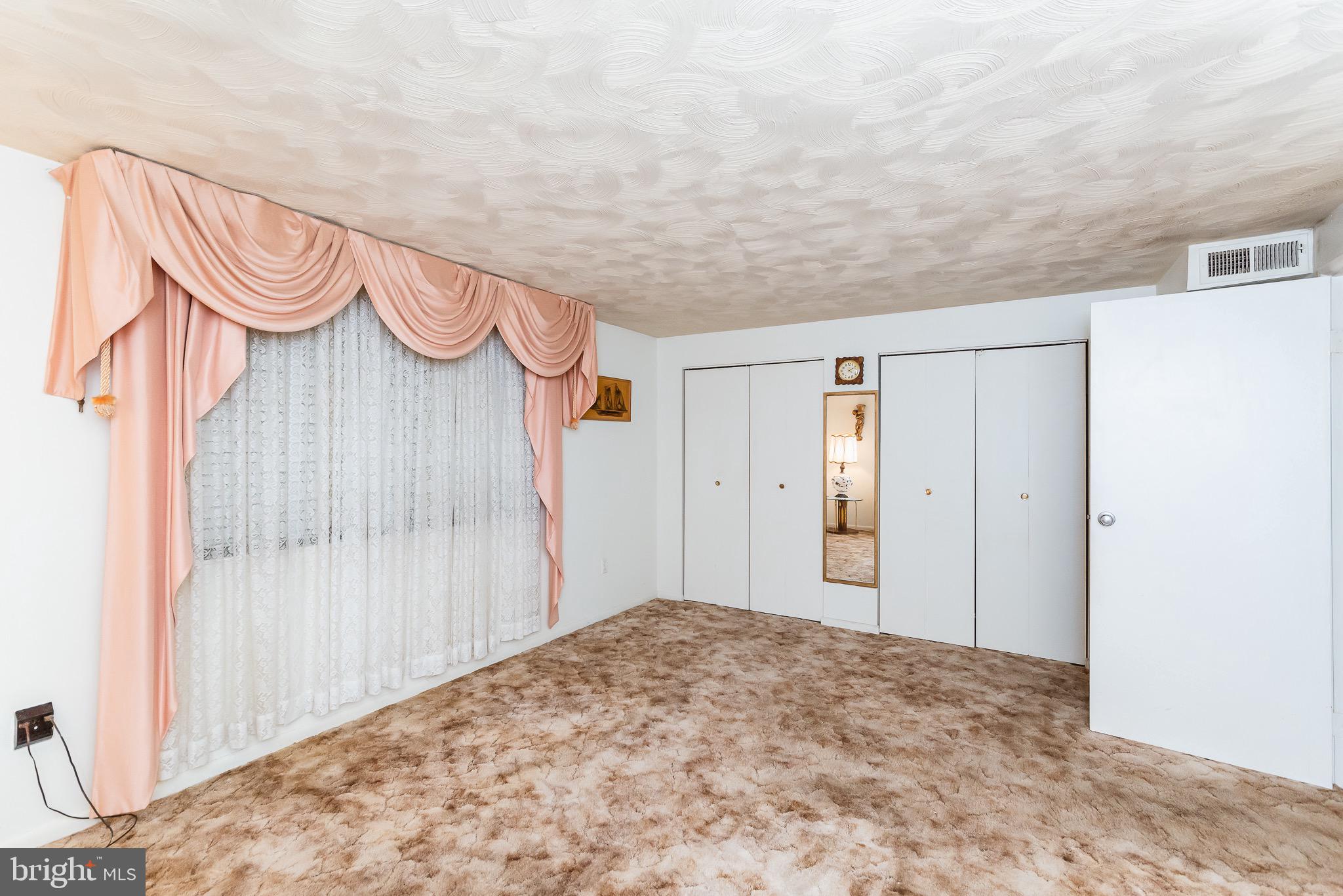 LODGE FOREST - Residential