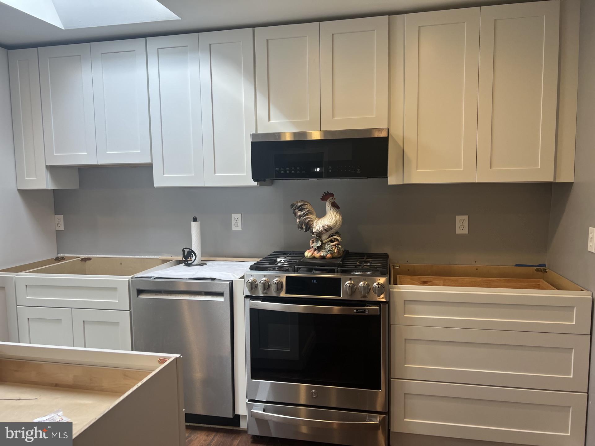 PENNSBURY HILLS - Residential