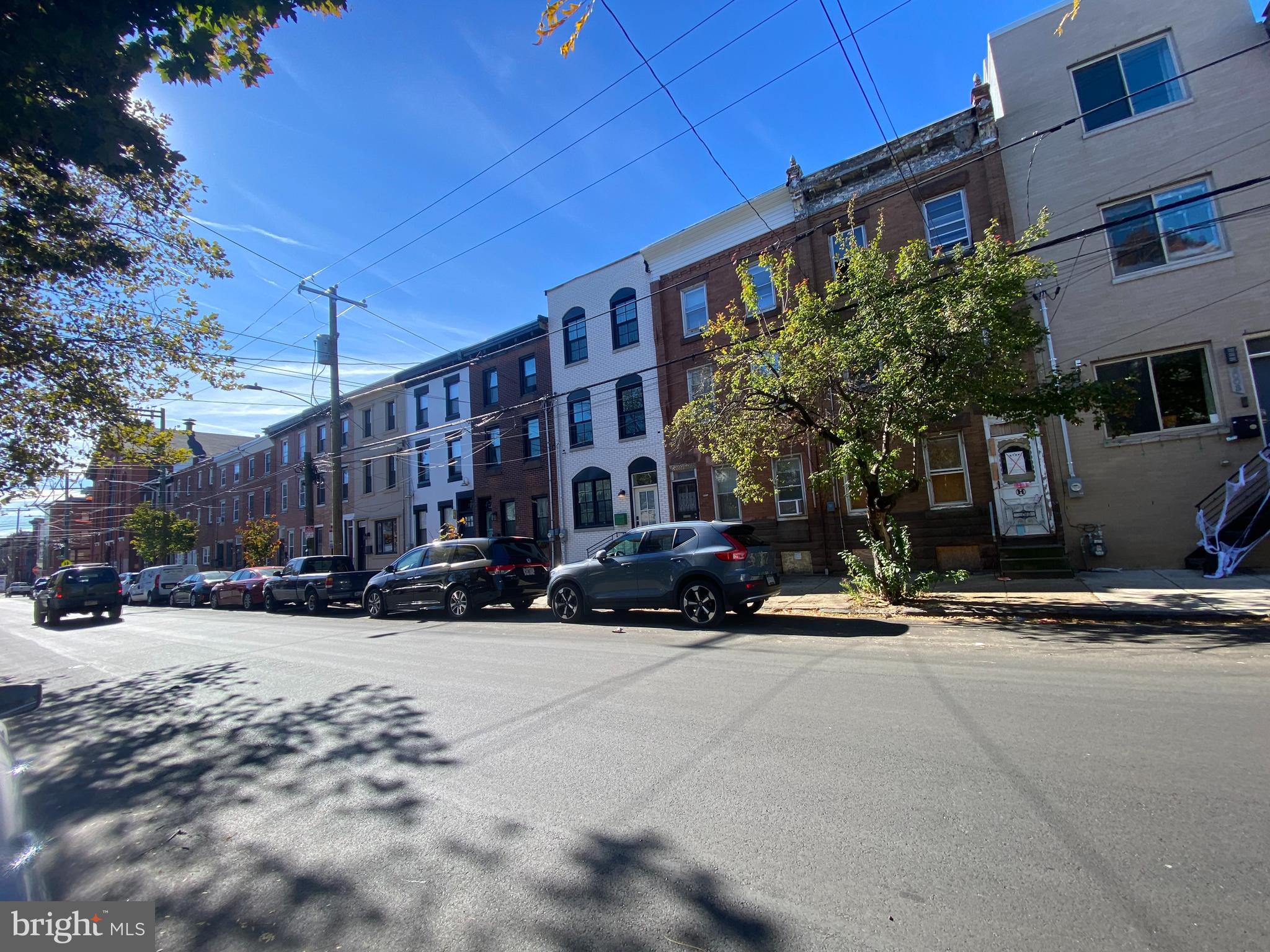 EAST KENSINGTON - Residential