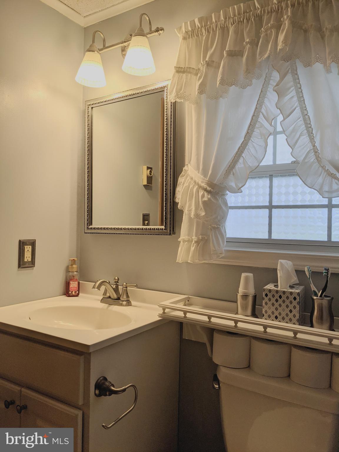 COLONIAL ESTATES - Residential