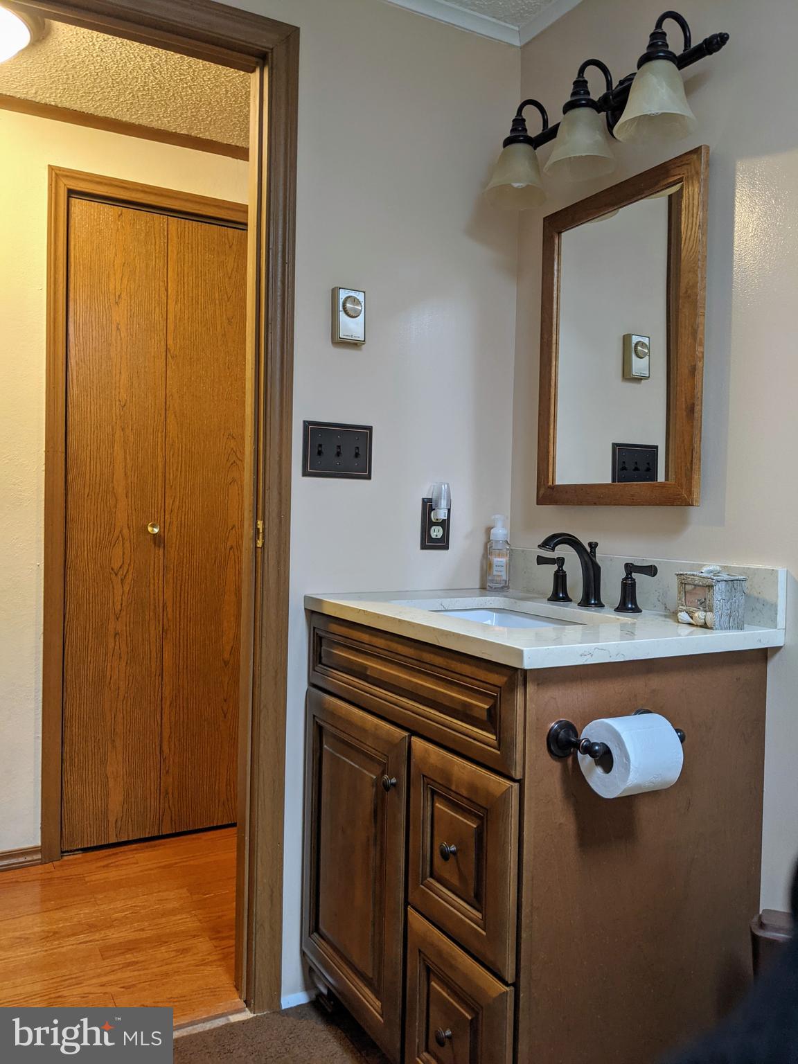 COLONIAL ESTATES - Residential