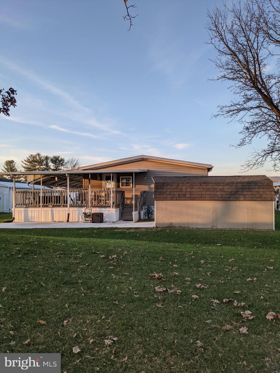 COLONIAL ESTATES - Residential