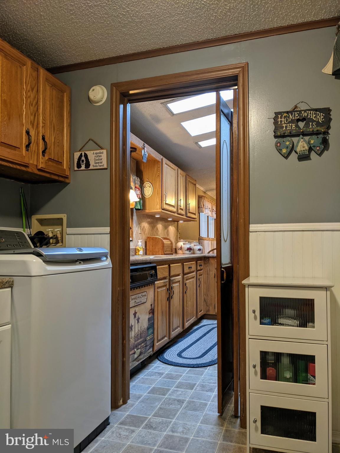 COLONIAL ESTATES - Residential