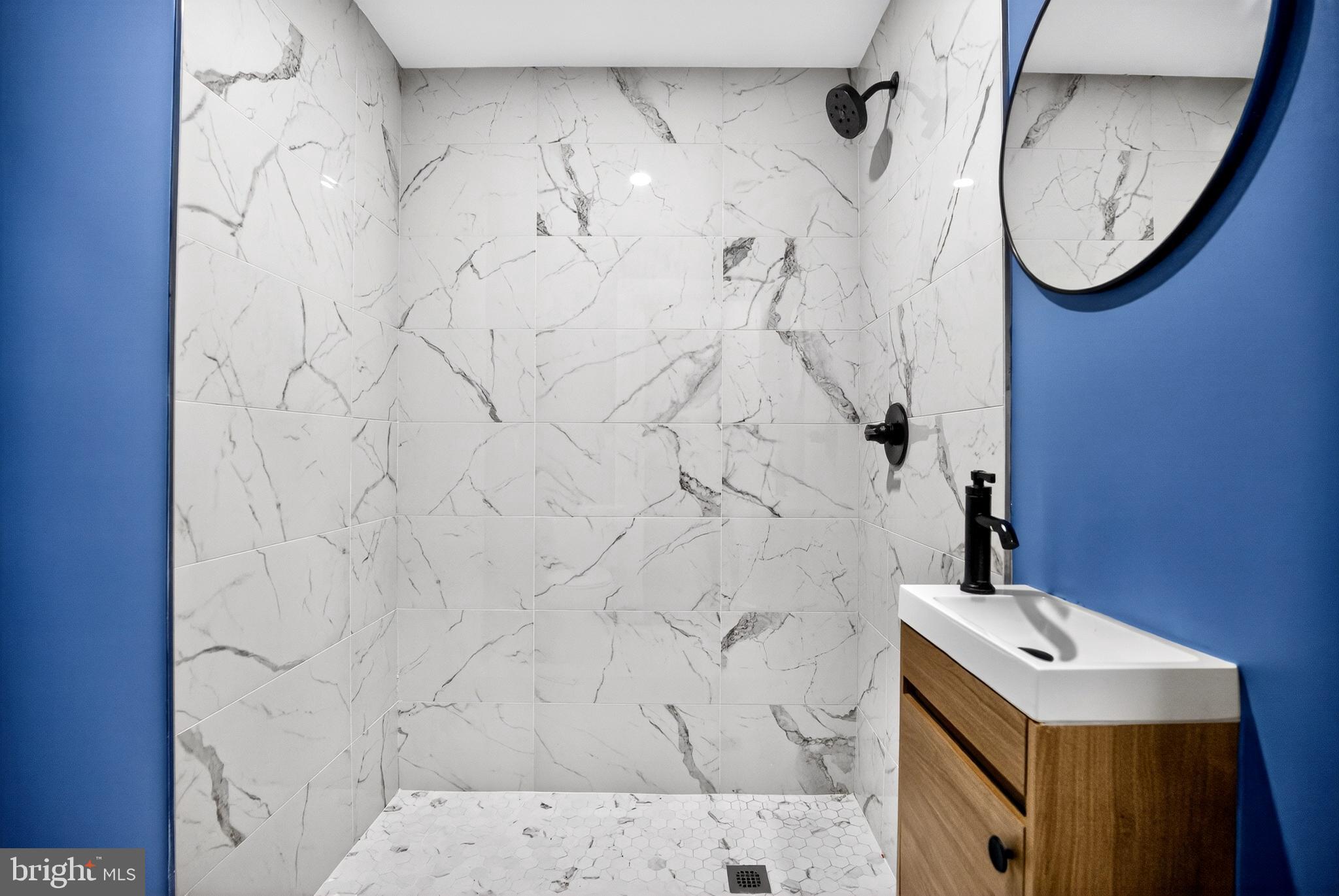 UNIVERSITY CITY - Residential