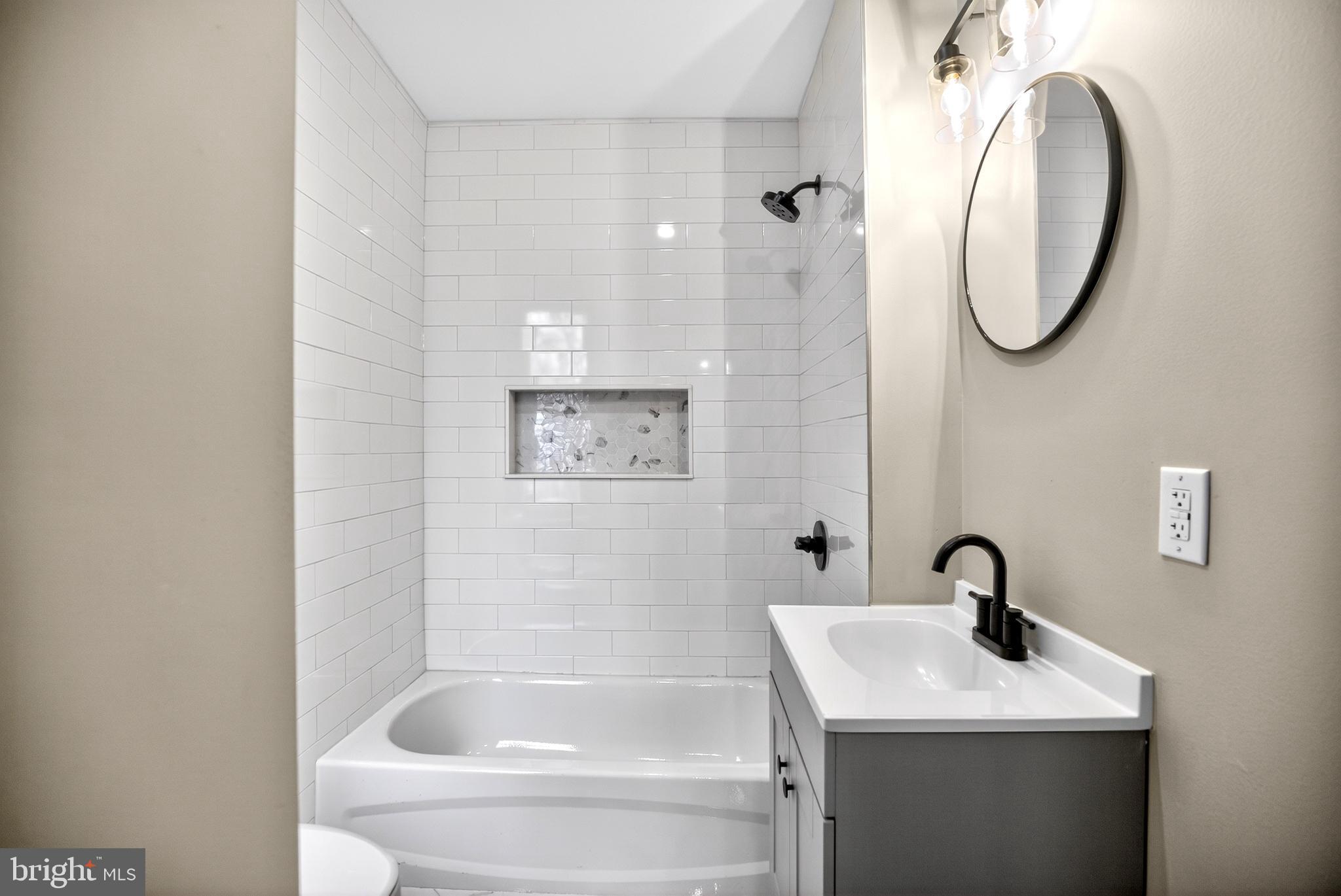 UNIVERSITY CITY - Residential