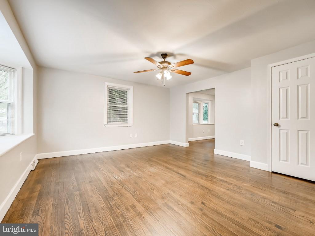 WEST HILLS - Residential