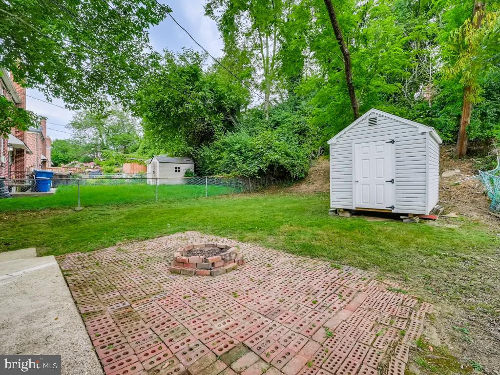 WEST HILLS - Residential