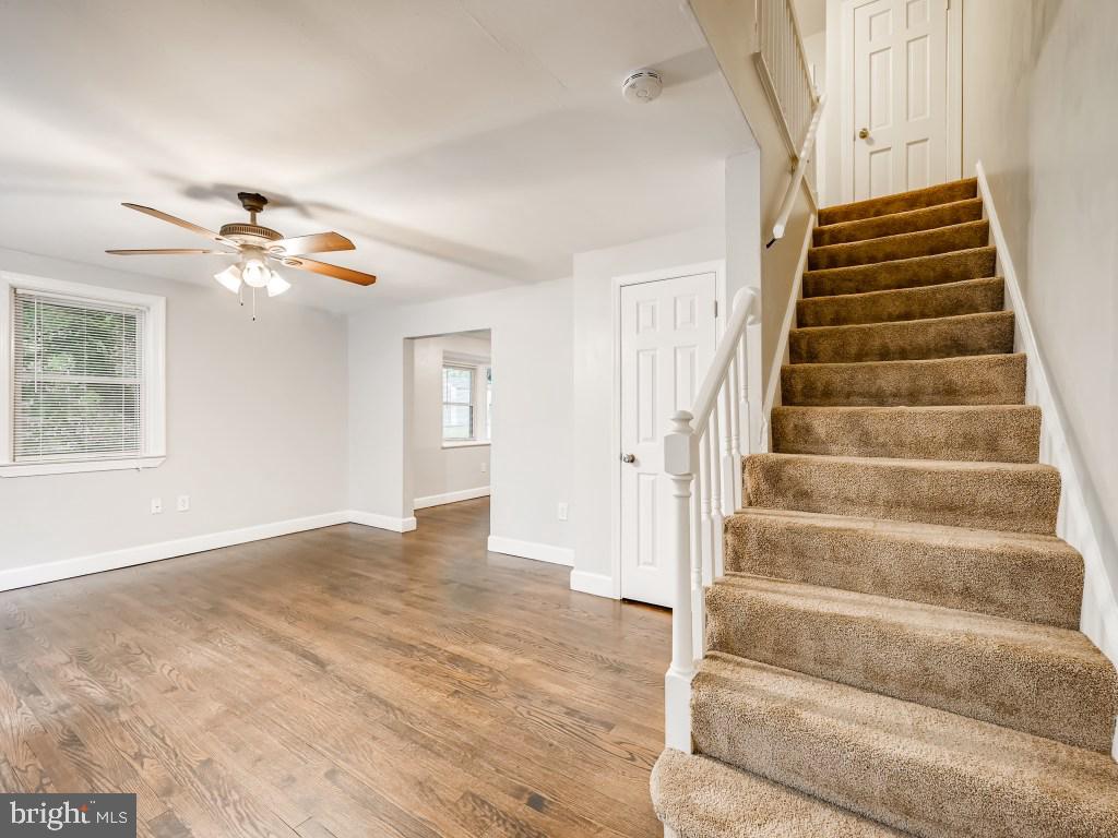 WEST HILLS - Residential