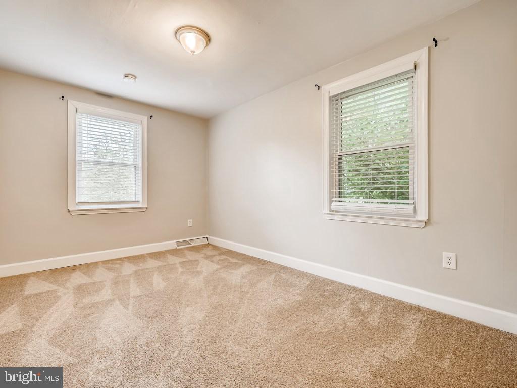 WEST HILLS - Residential