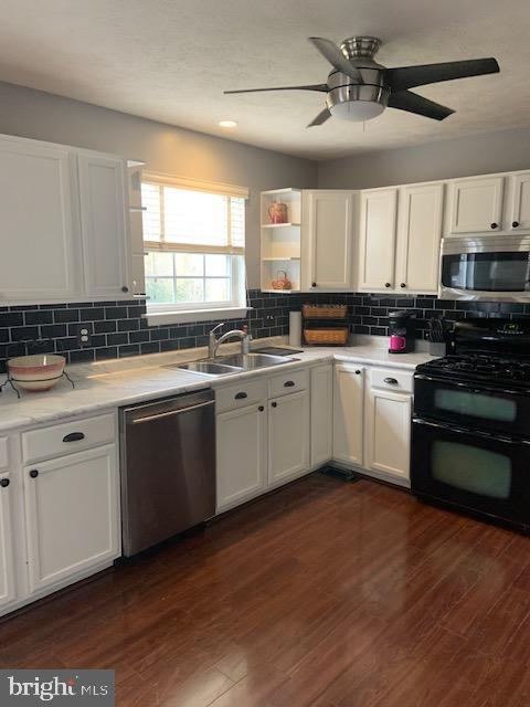 BEACHWOOD ESTATES - Residential