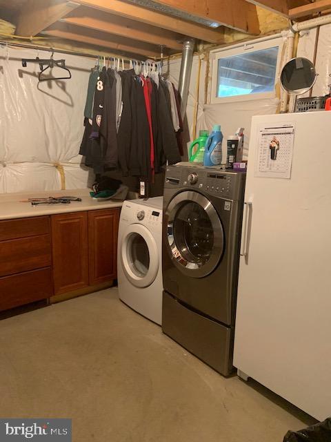 BEACHWOOD ESTATES - Residential