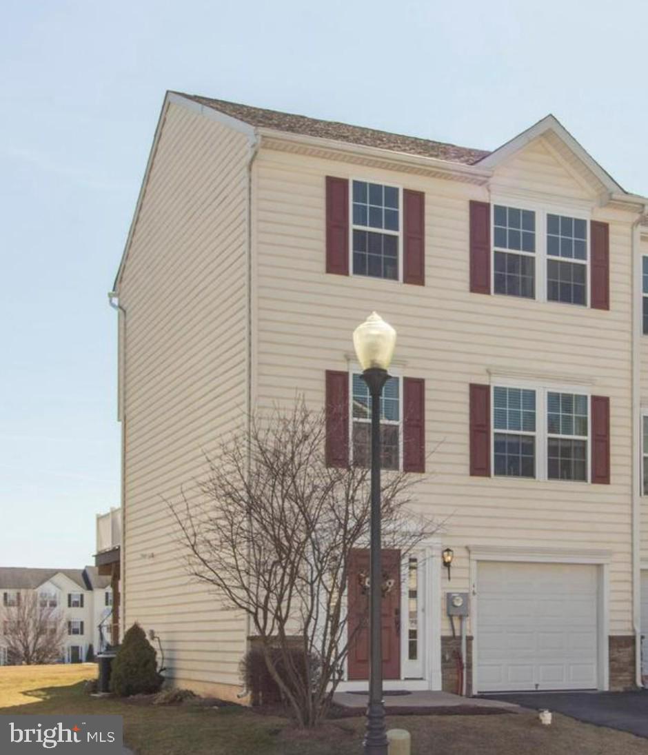 16 TUXFORD LANE