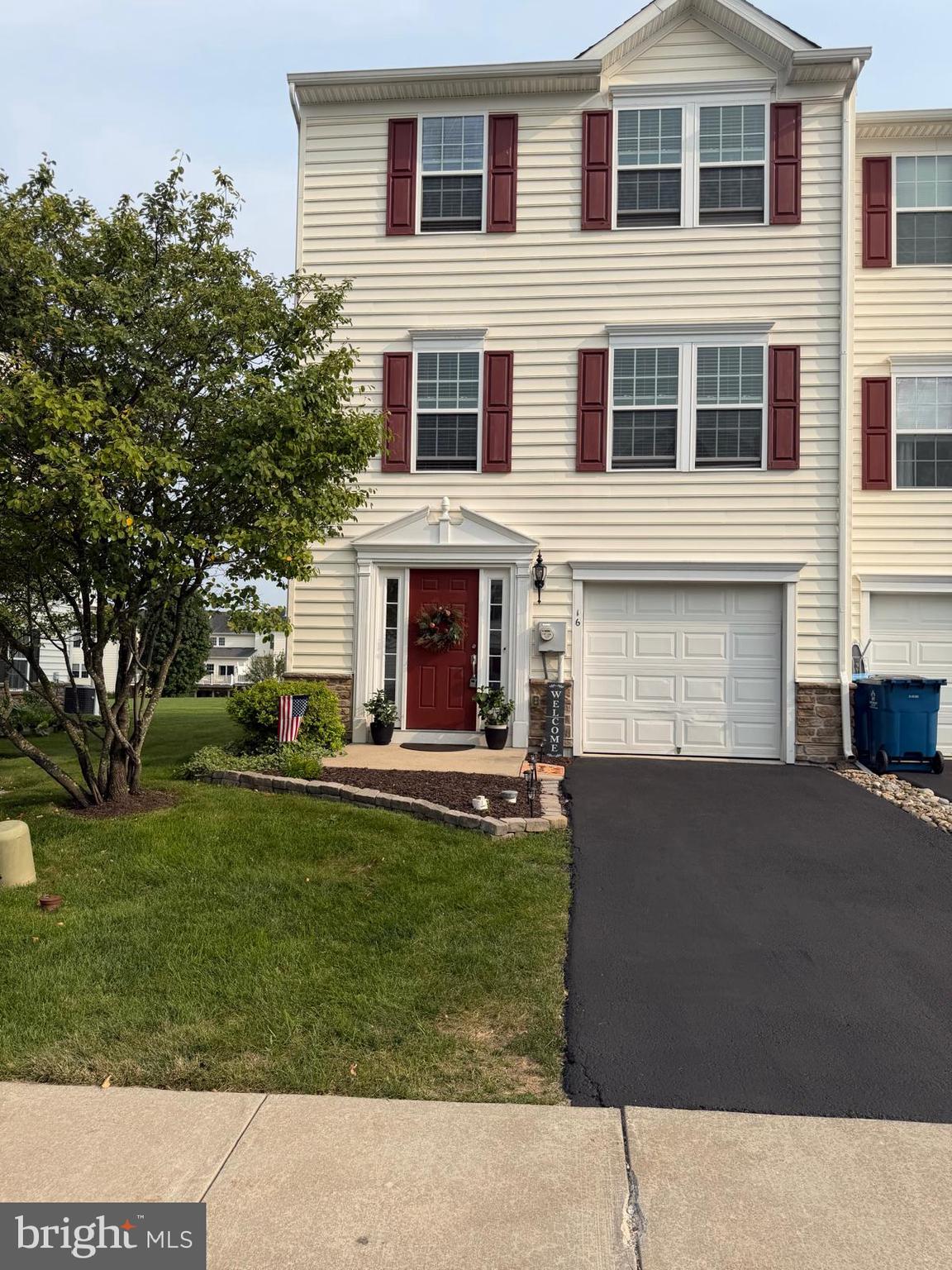 16 TUXFORD LANE