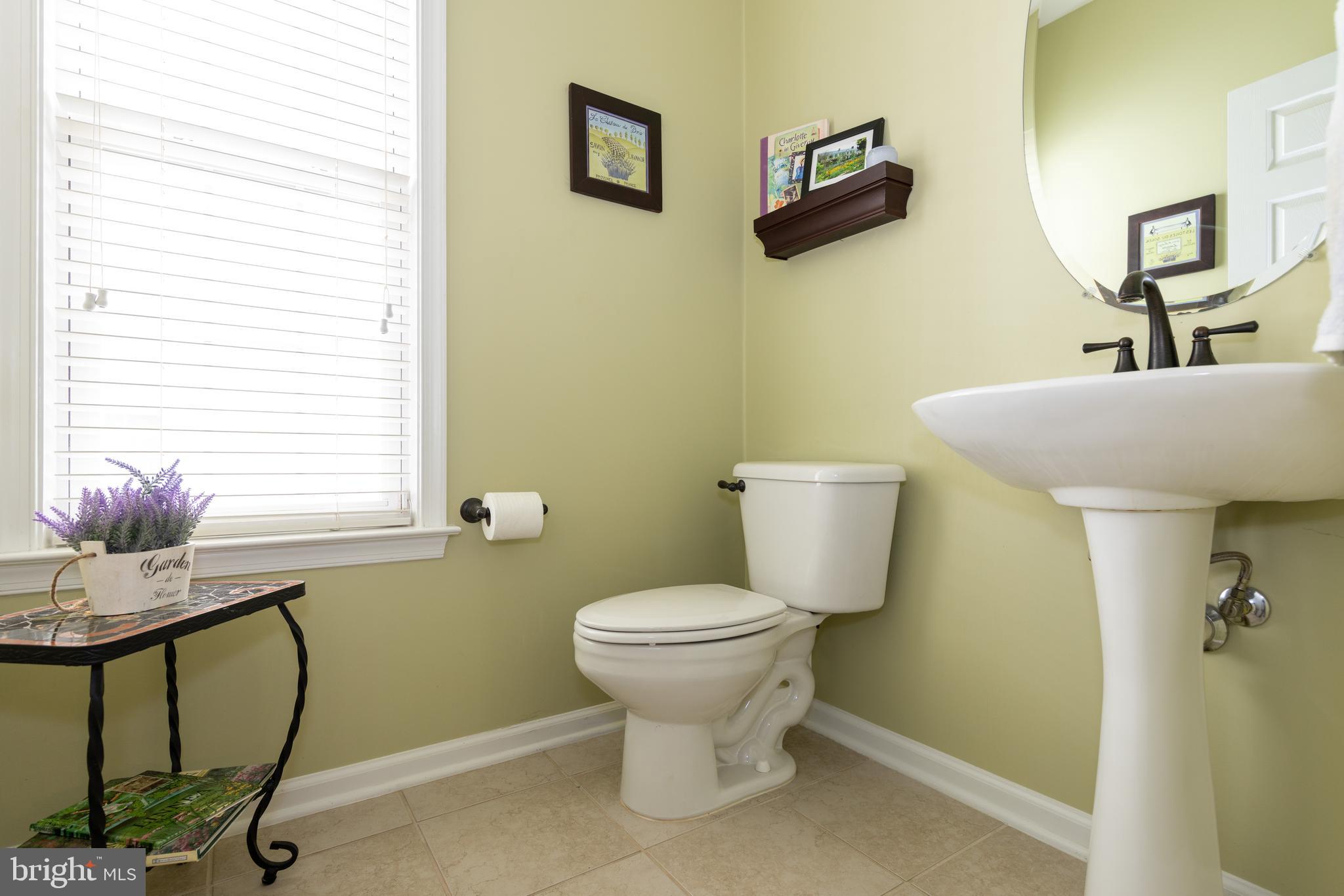 LAUREL HILL - Residential