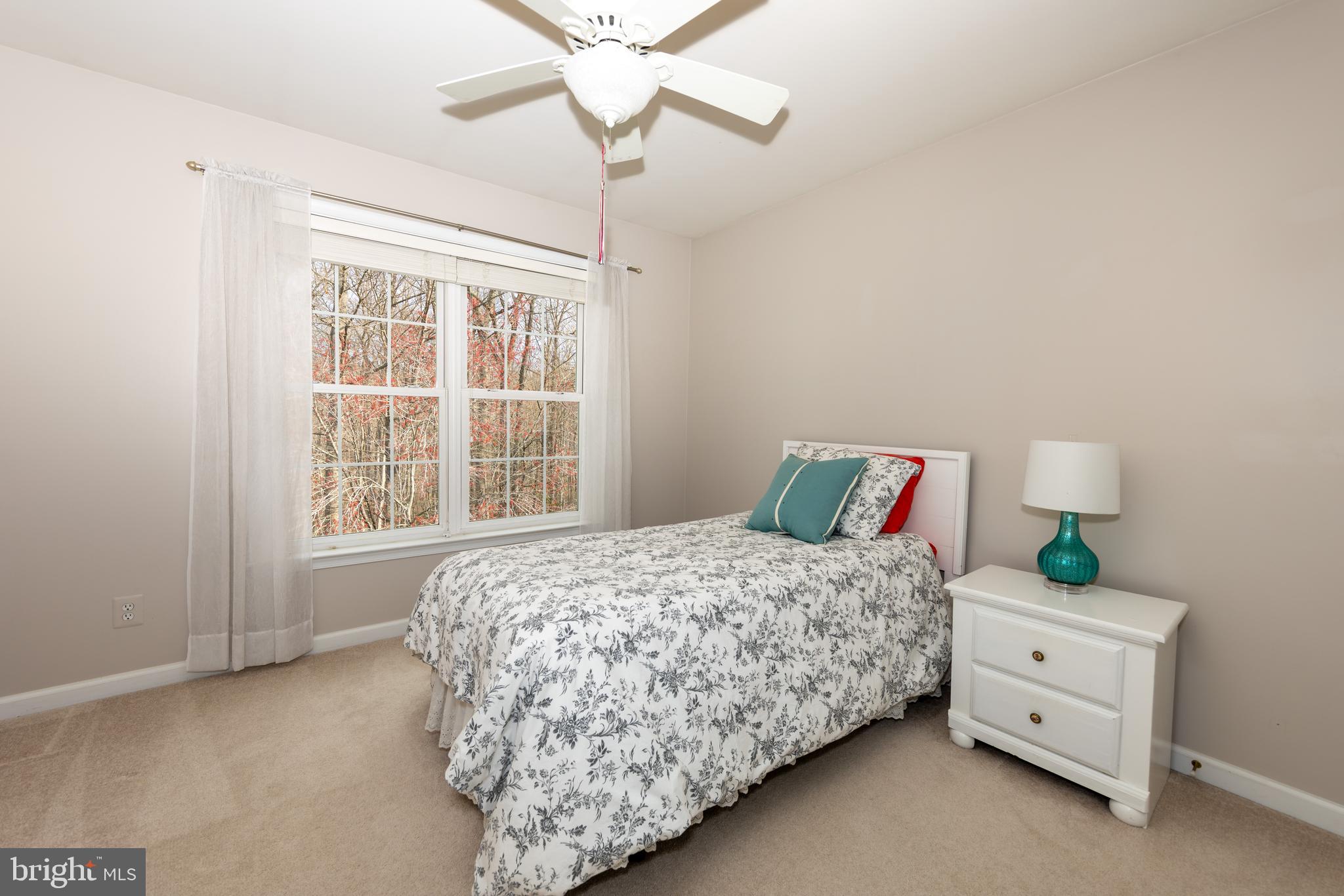 LAUREL HILL - Residential