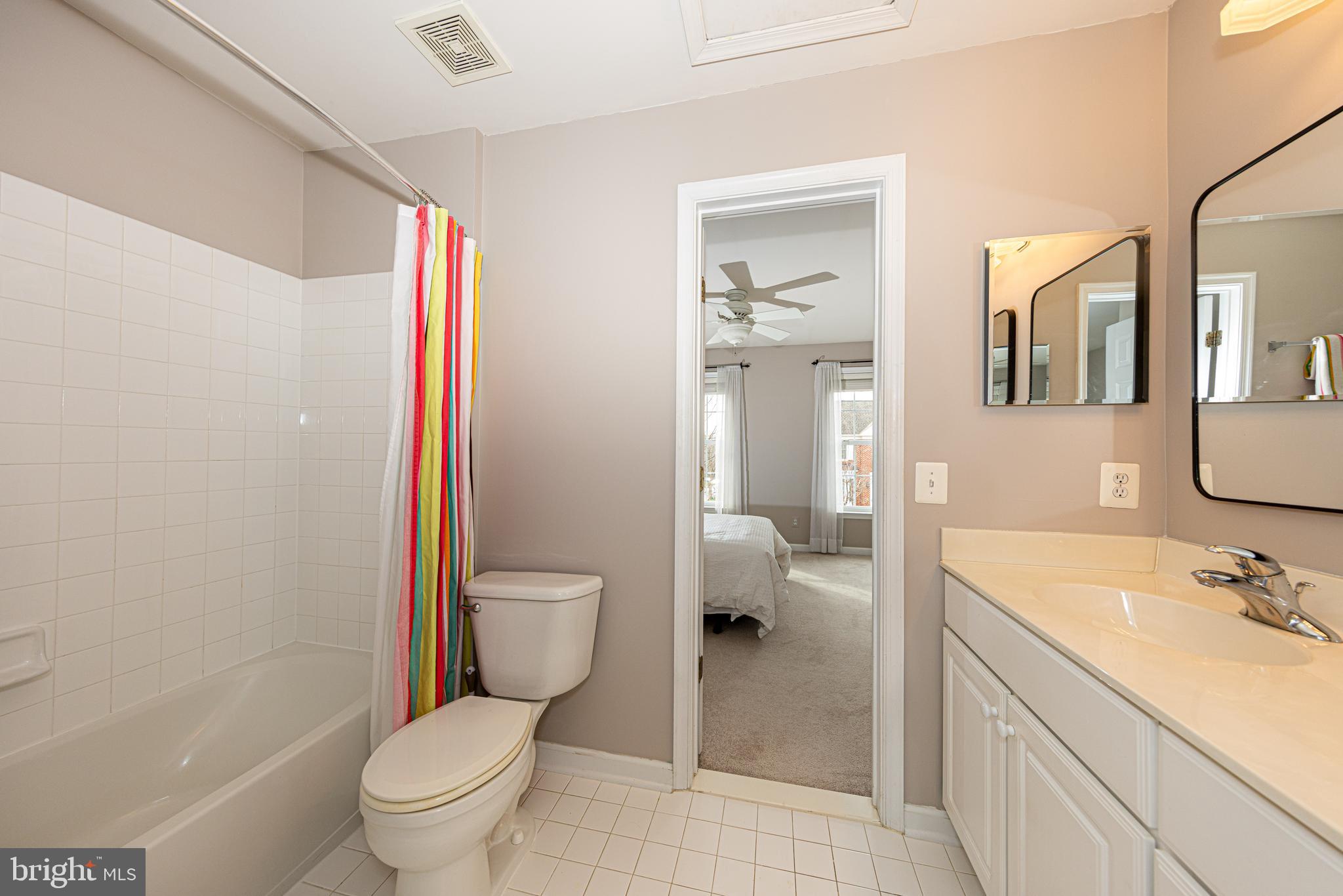 LAUREL HILL - Residential