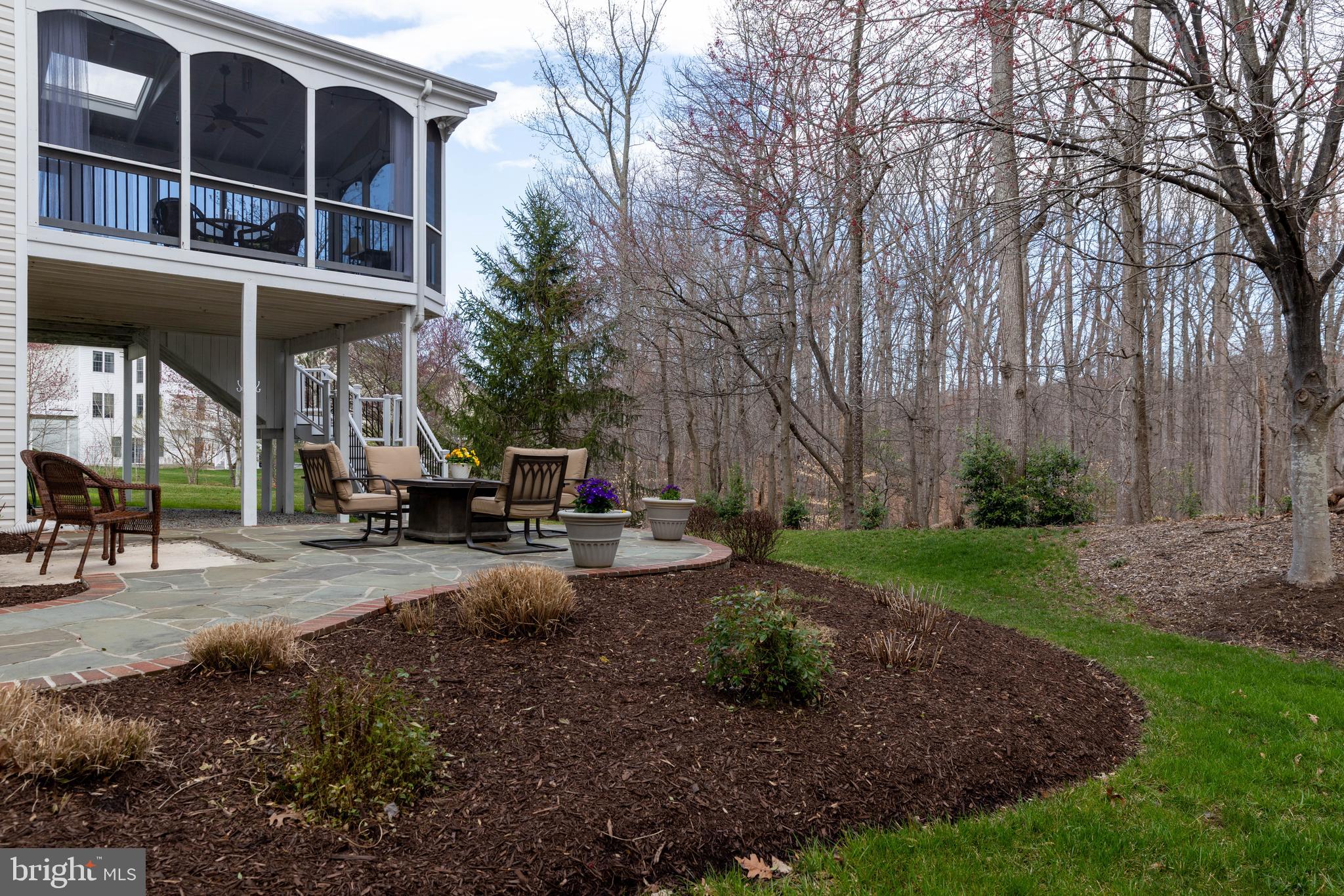 LAUREL HILL - Residential