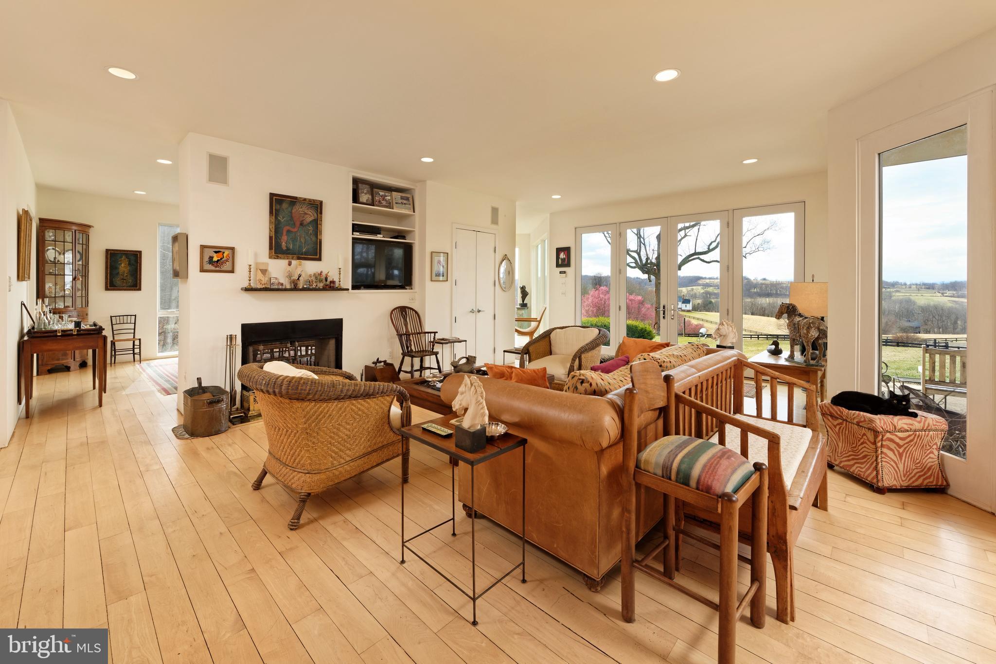 ALDIE MEADOWS - Residential