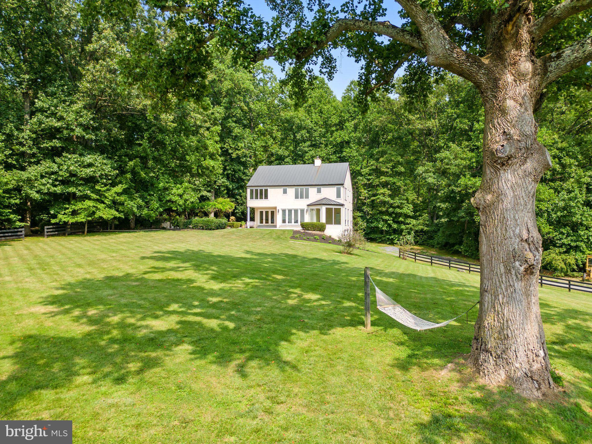 ALDIE MEADOWS - Residential