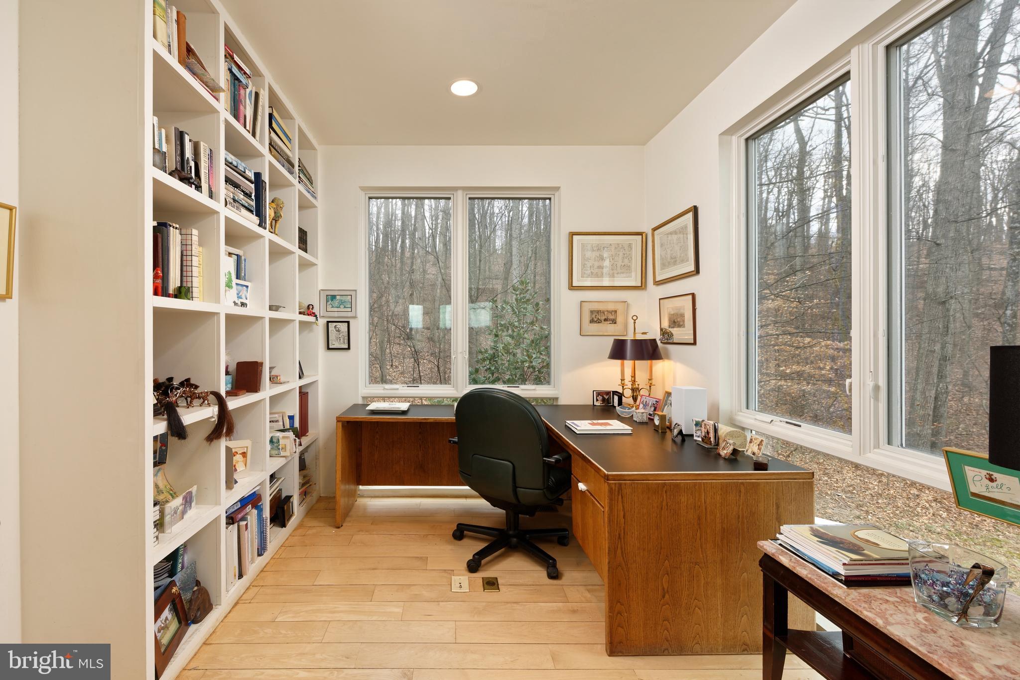 ALDIE MEADOWS - Residential