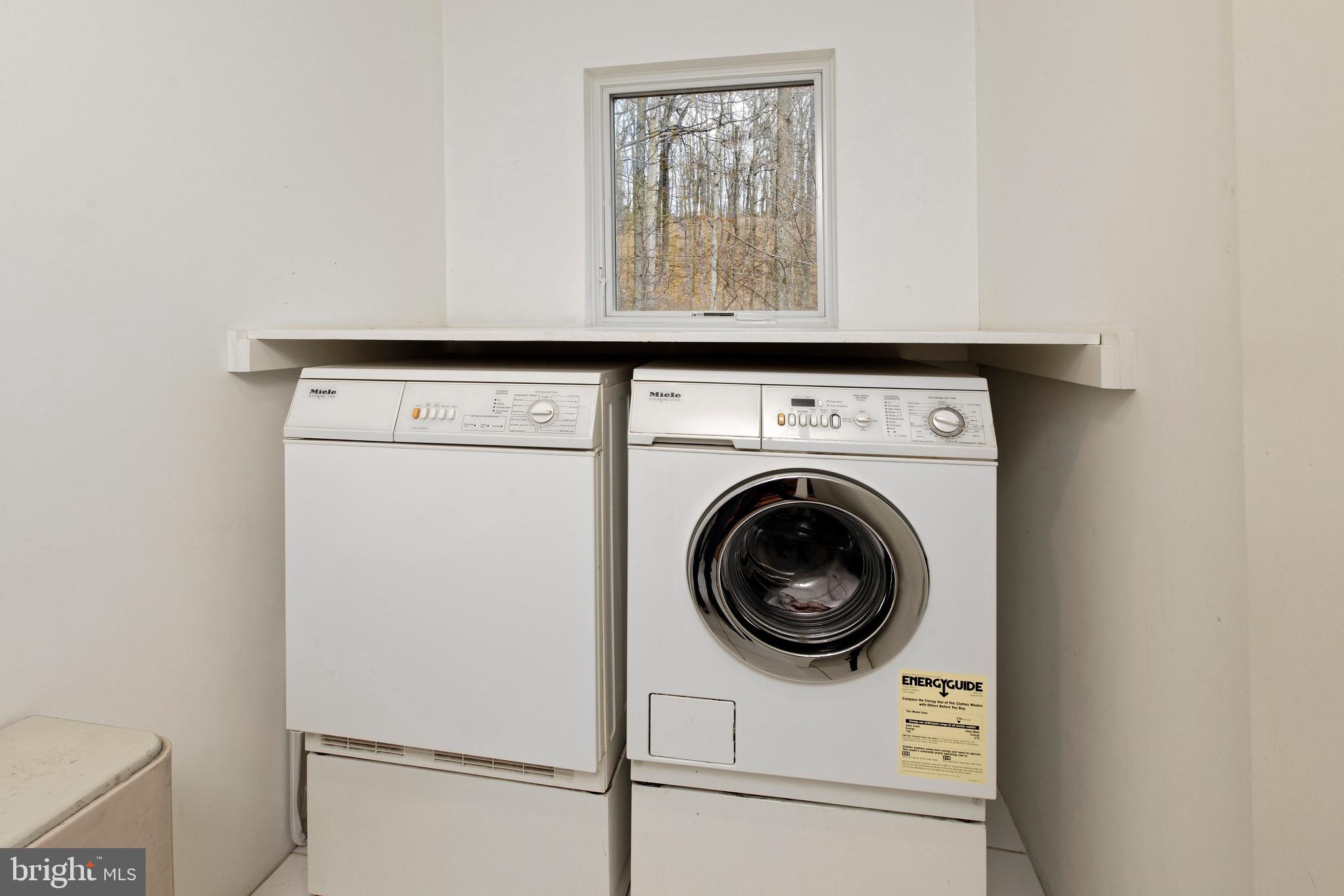 ALDIE MEADOWS - Residential