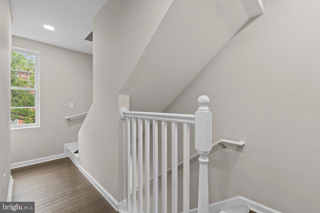 HOLLINS MARKET - Residential Income