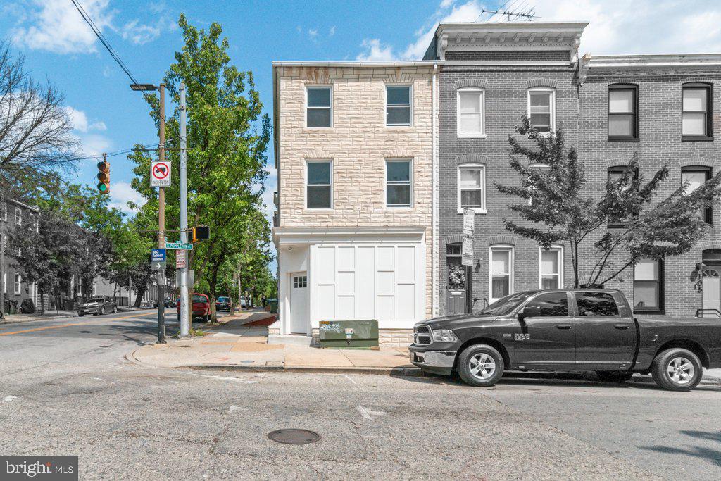 HOLLINS MARKET - Residential Income