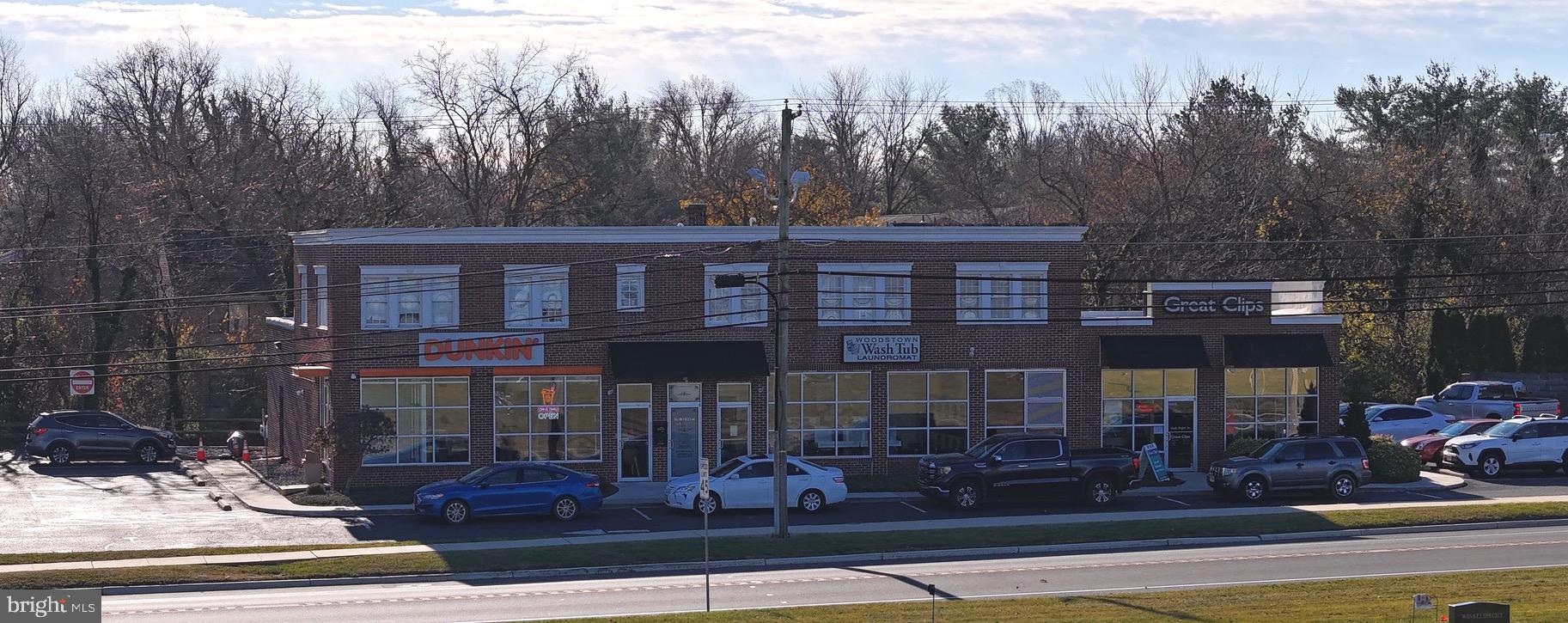 300 WEST AVENUE SUITE D