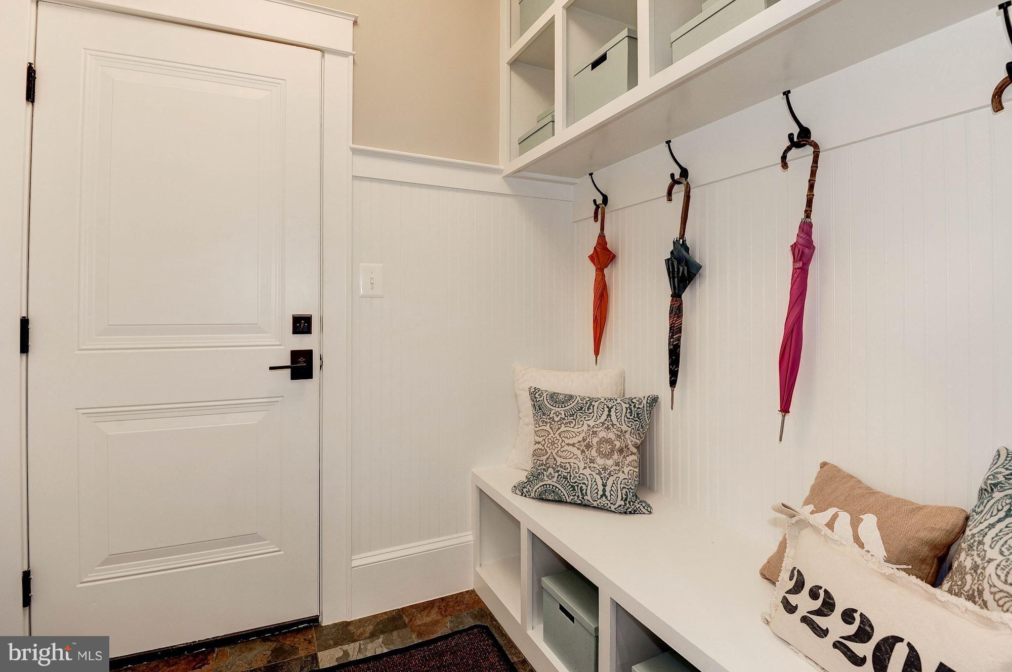 TUCKAHOE VILLAGE - Residential