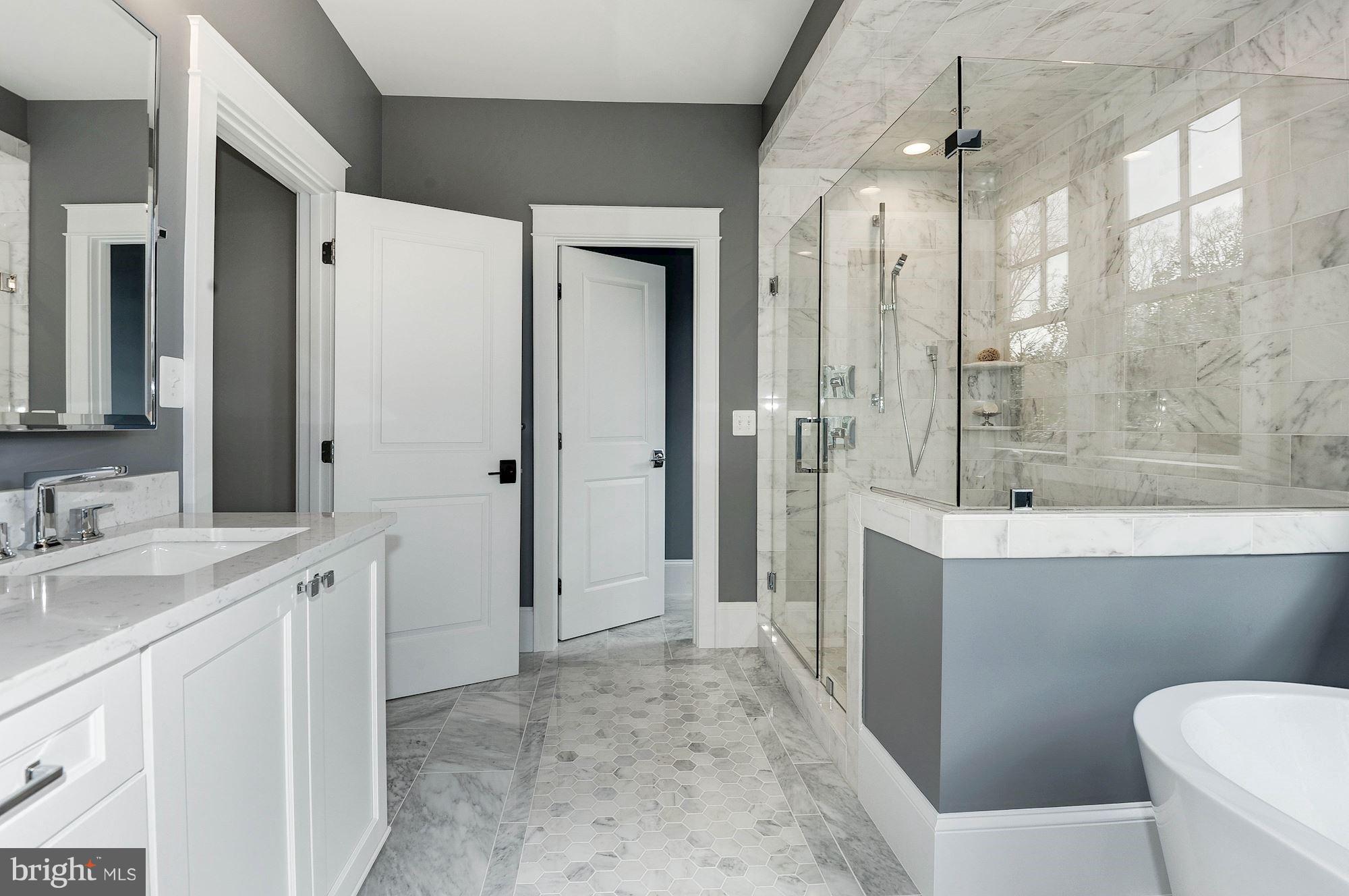 TUCKAHOE VILLAGE - Residential