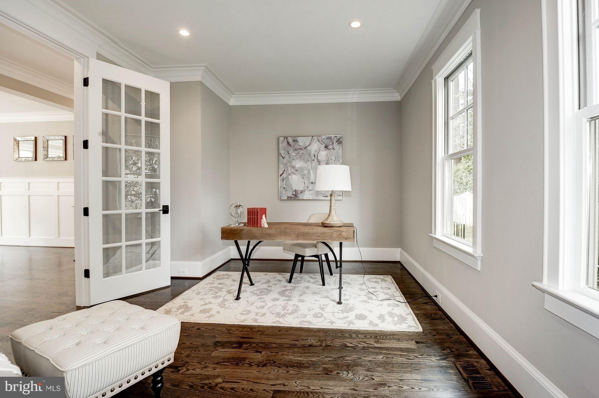 TUCKAHOE VILLAGE - Residential