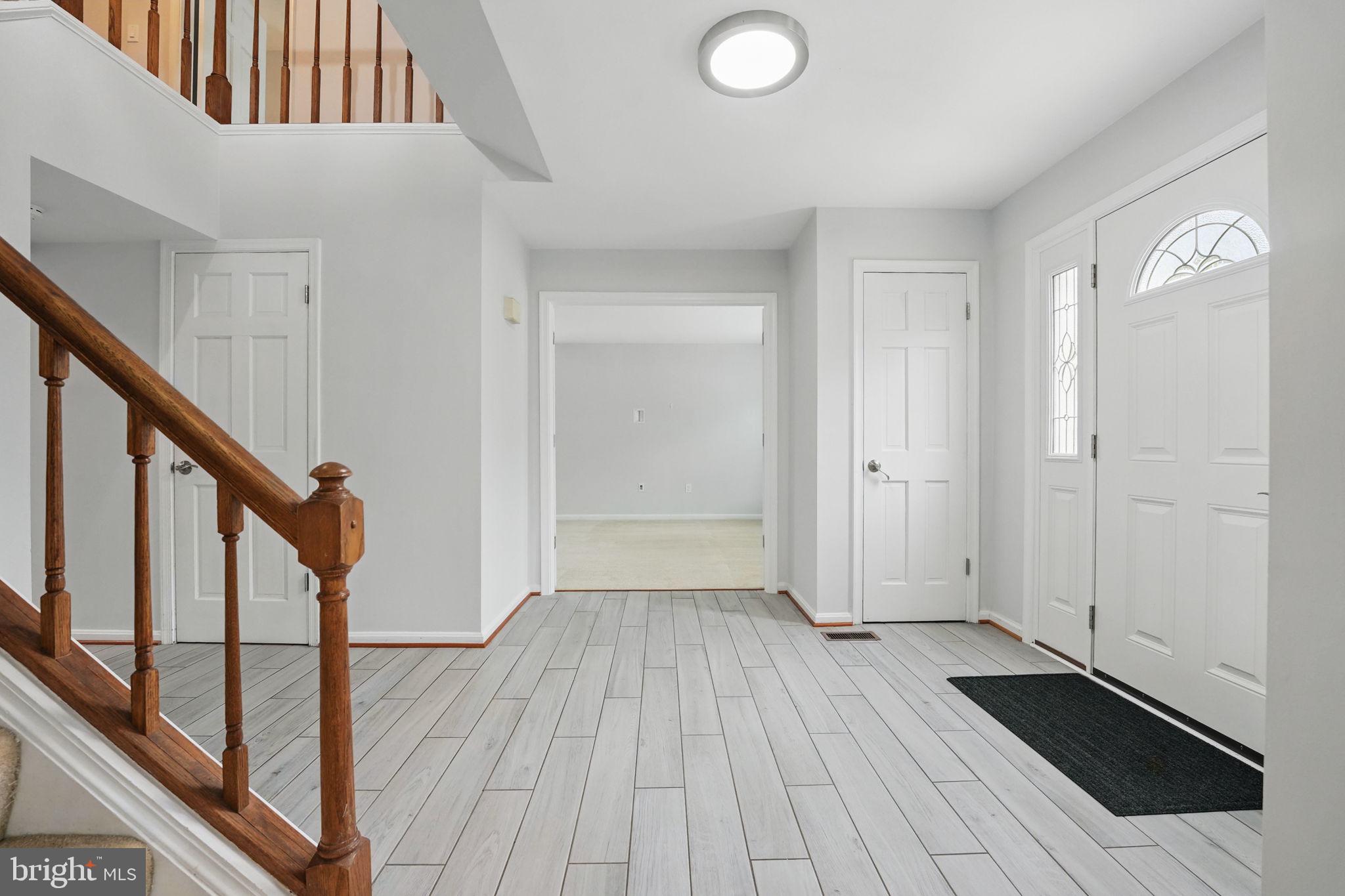 LAKEWOOD HILLS - Residential