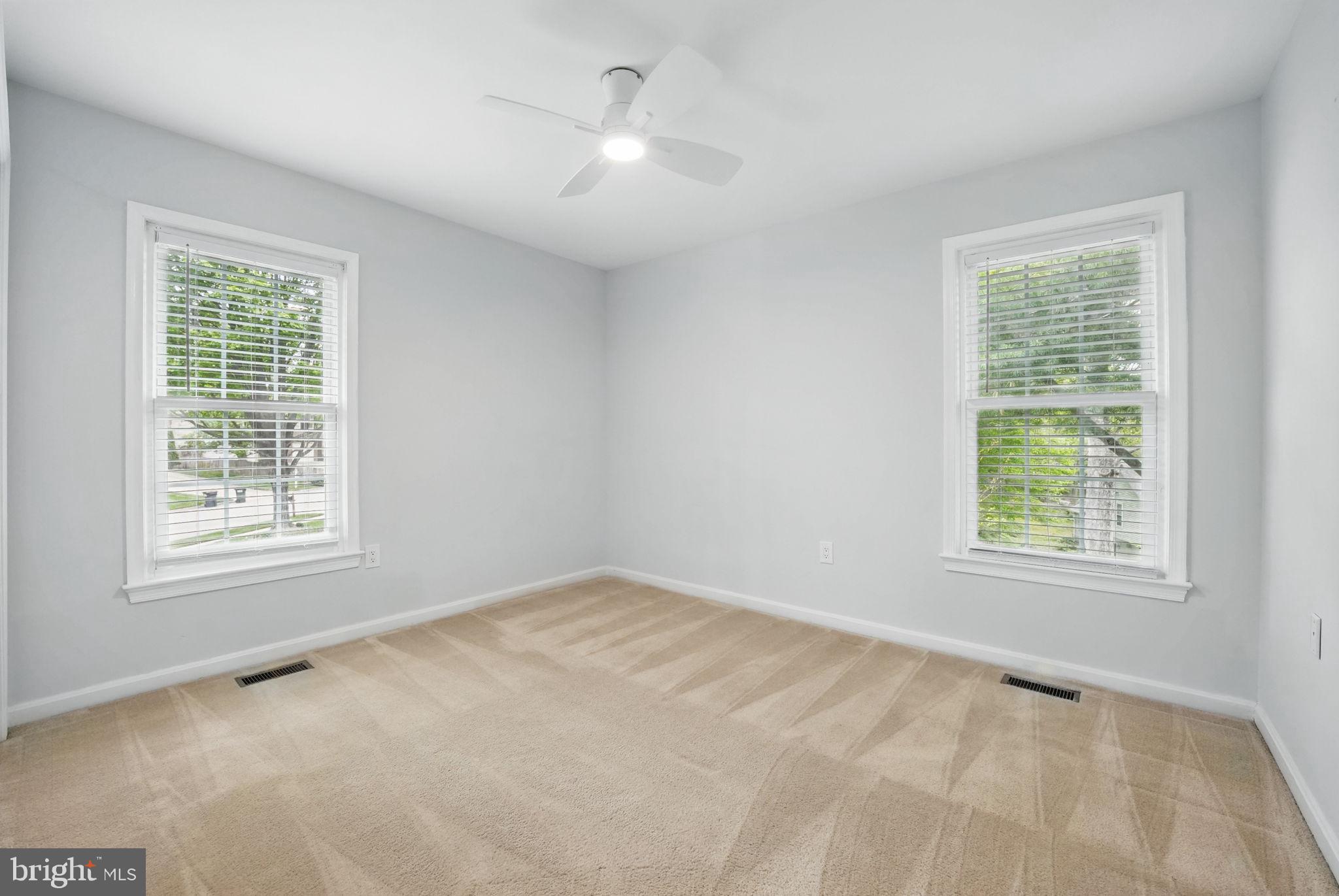 LAKEWOOD HILLS - Residential