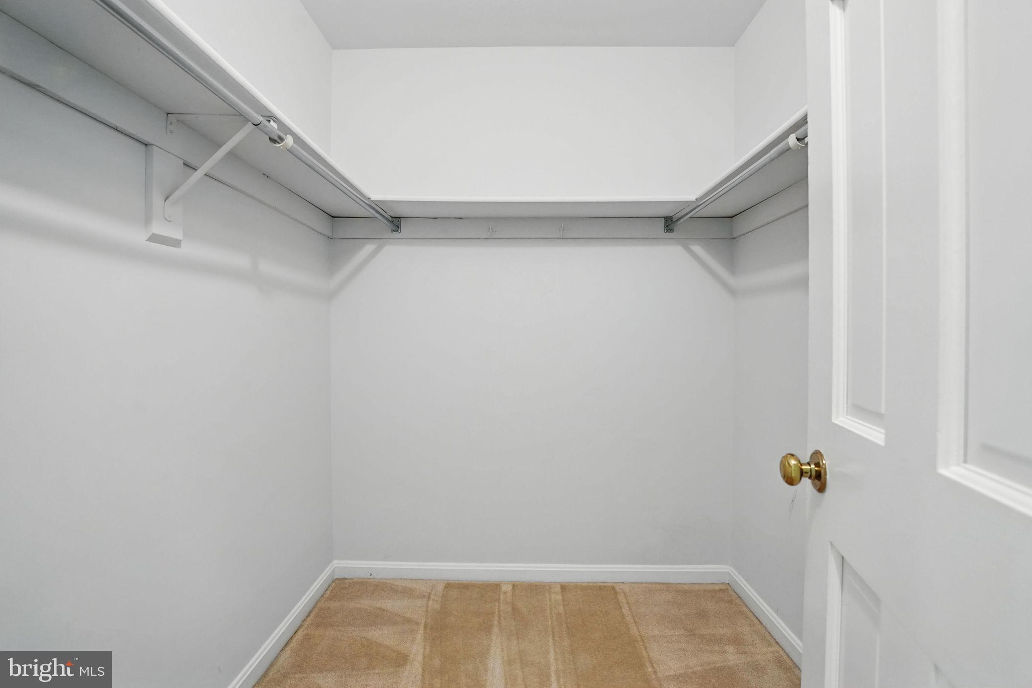 LAKEWOOD HILLS - Residential