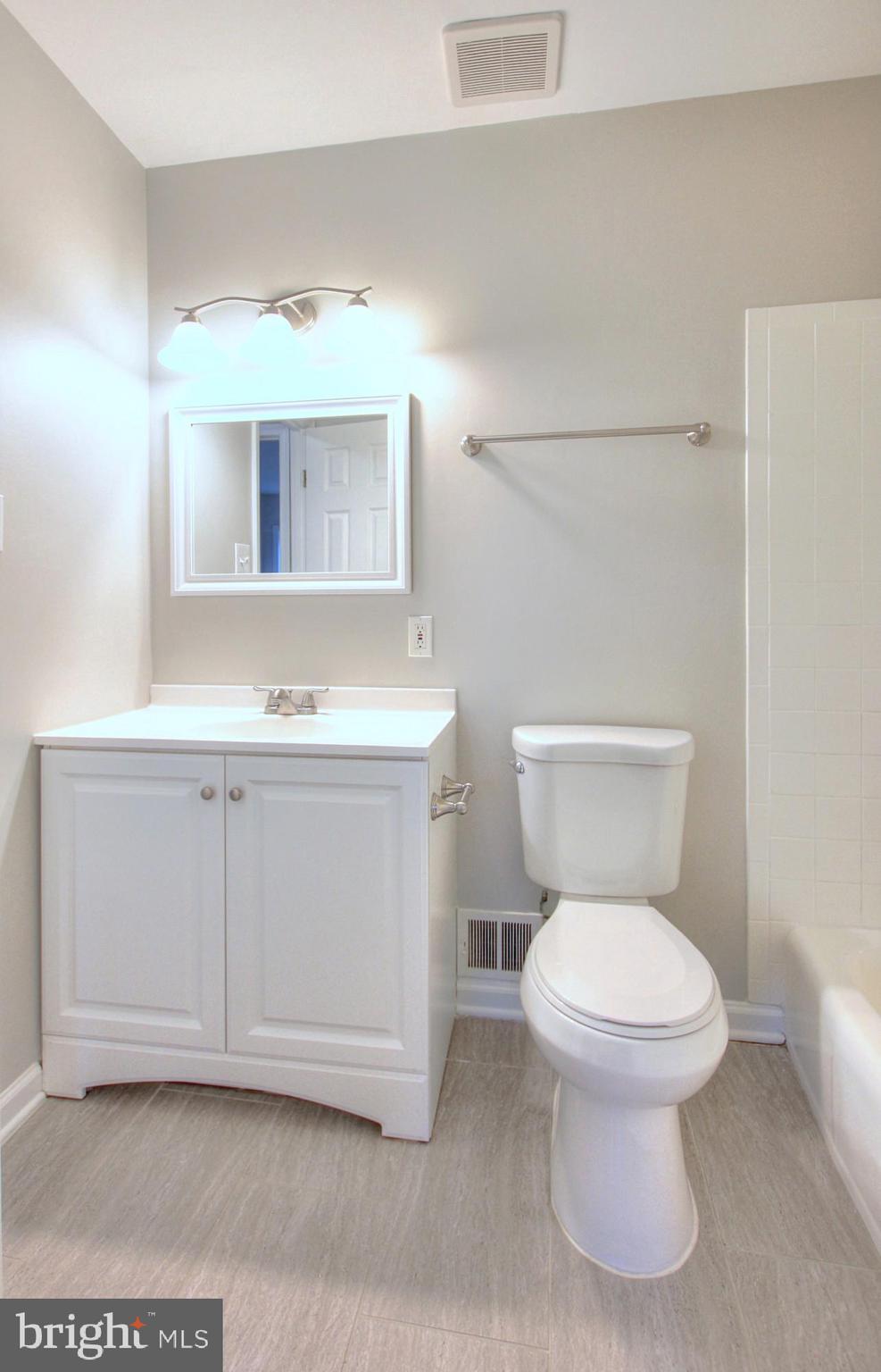 CHARLESTOWNE VILLAGE - Residential